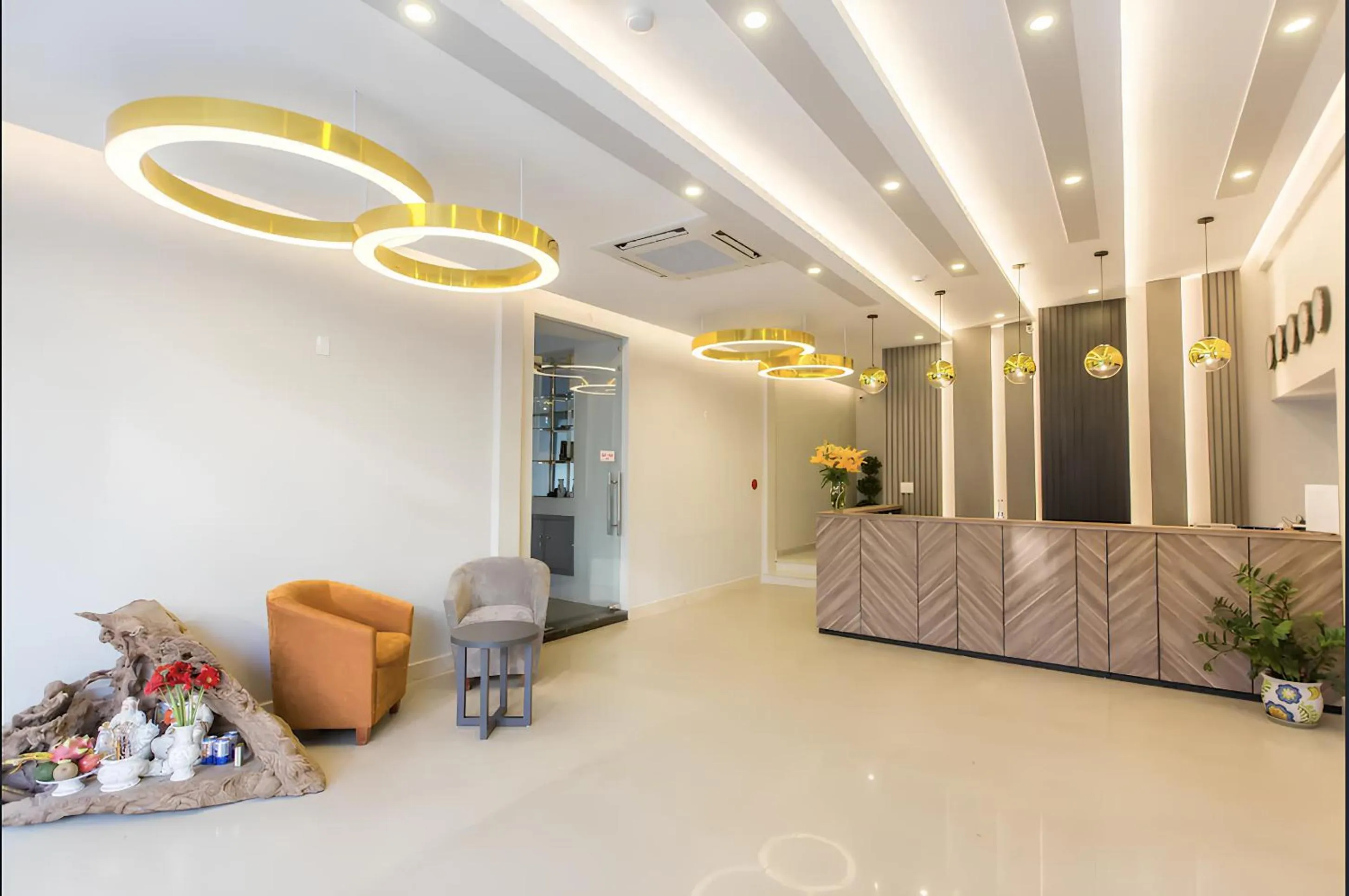 Lobby or reception in Binh Duong Resident Hotel
