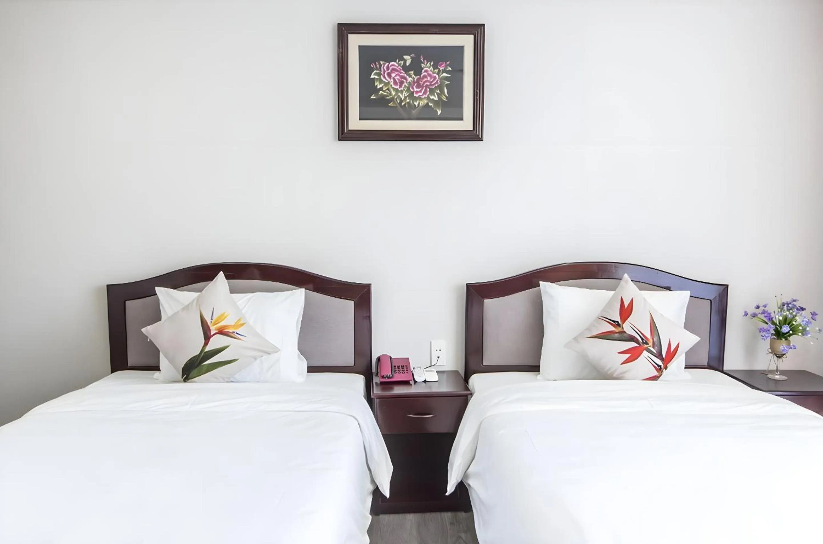 Bed in Binh Duong Resident Hotel