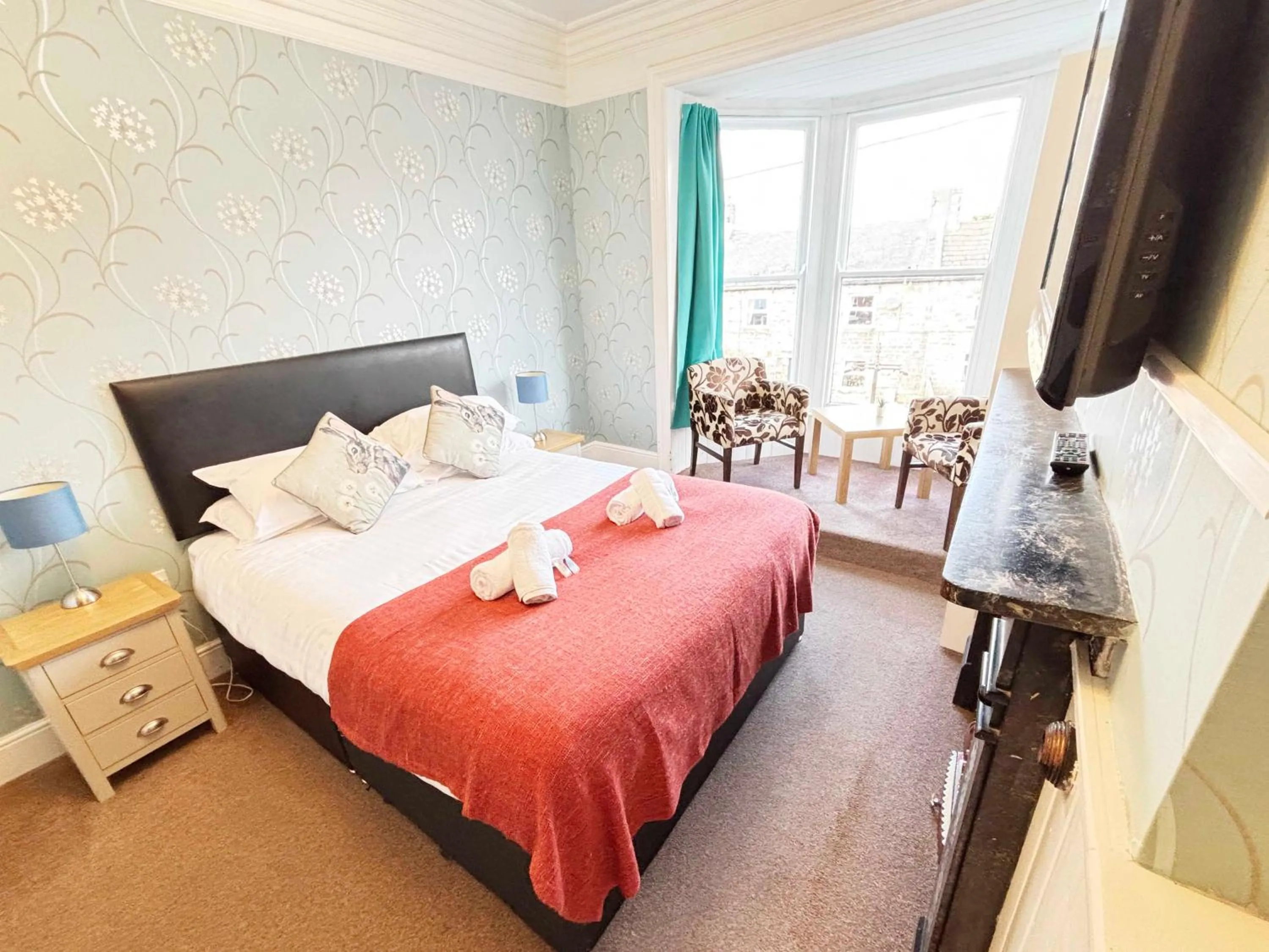 Bed in The Queens Arms Hotel Acomb