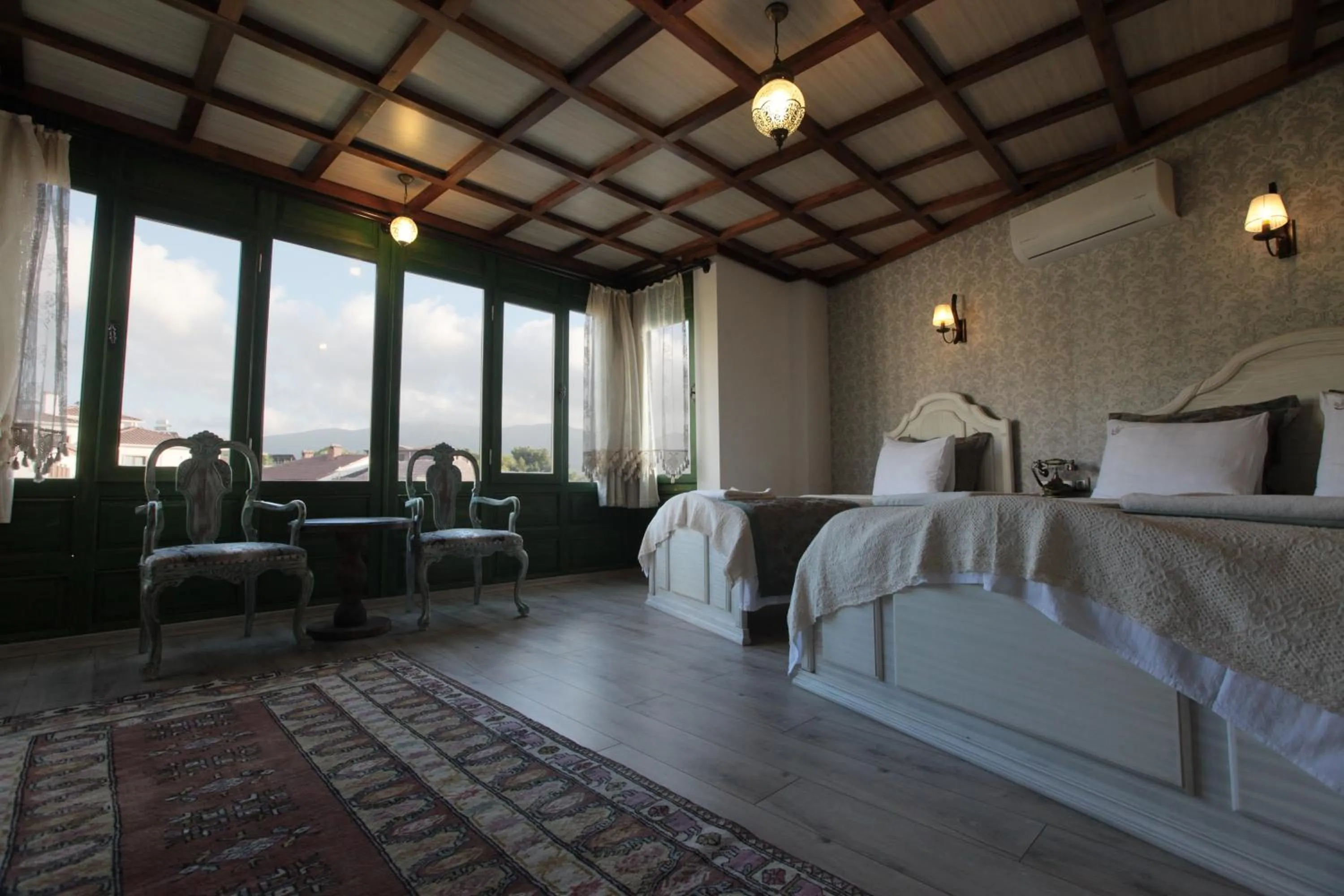 Photo of the whole room, Bed in Celsus Boutique Hotel