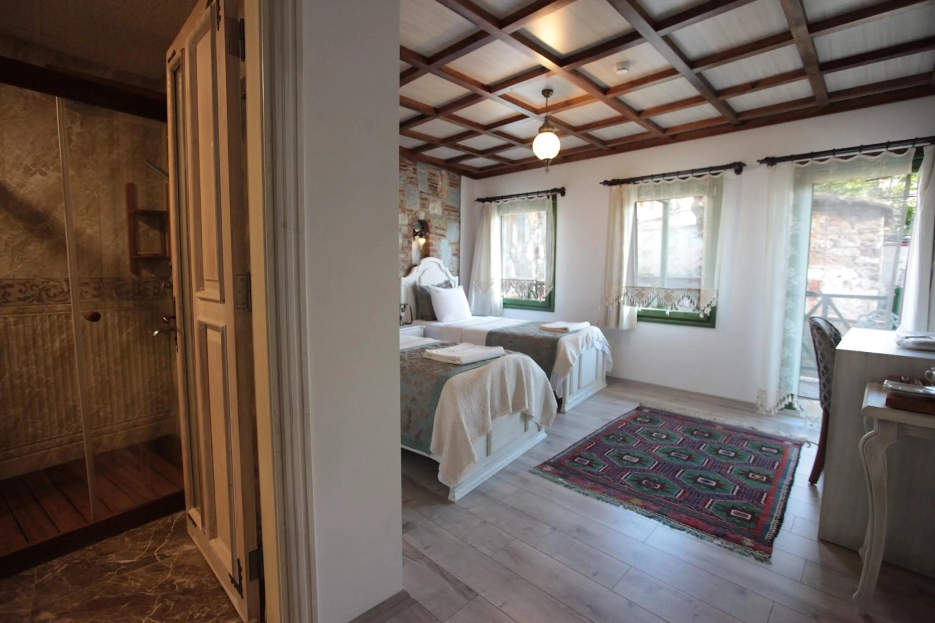 Photo of the whole room, Bed in Celsus Boutique Hotel