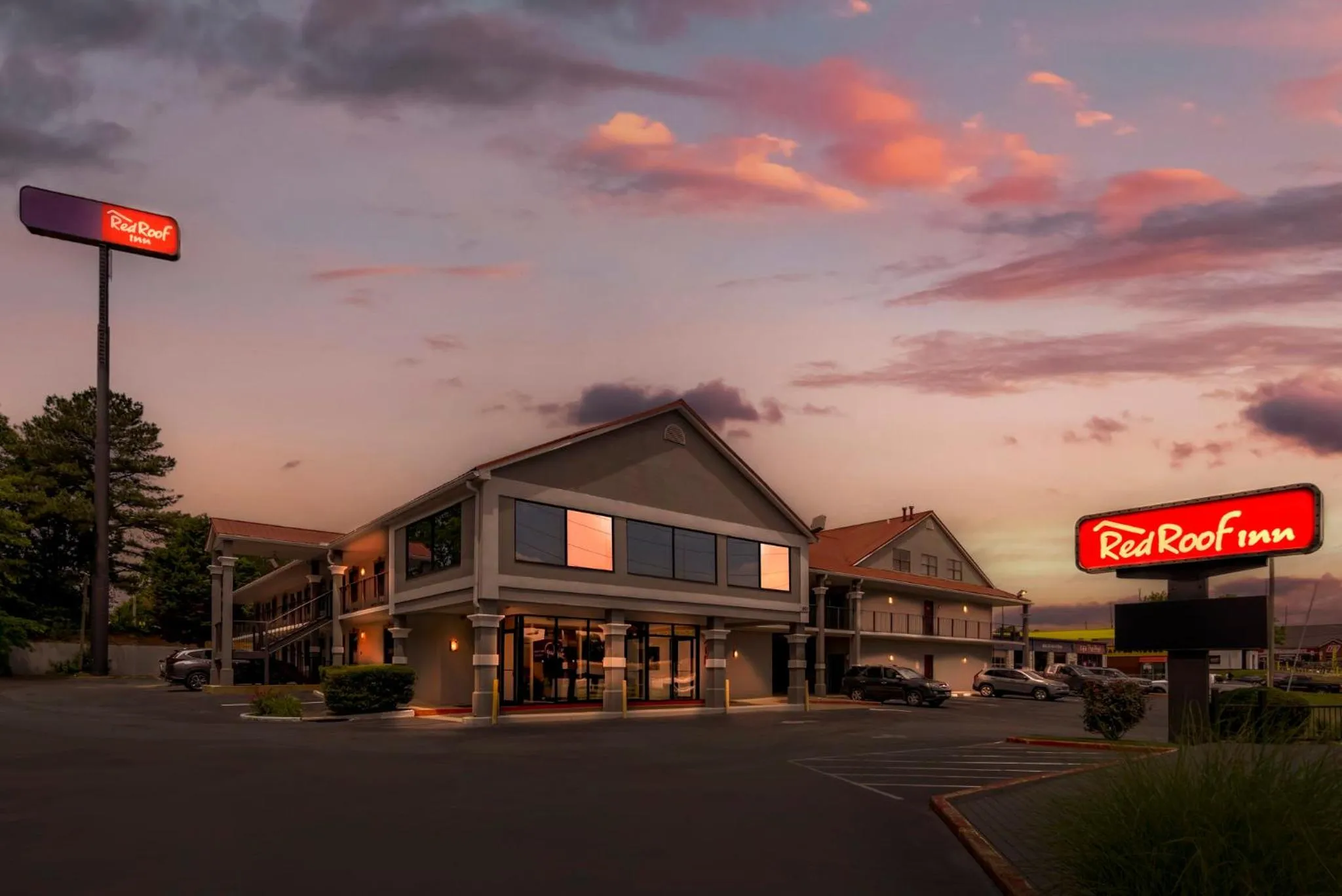 Property building in Red Roof Inn Atlanta - Kennesaw State University