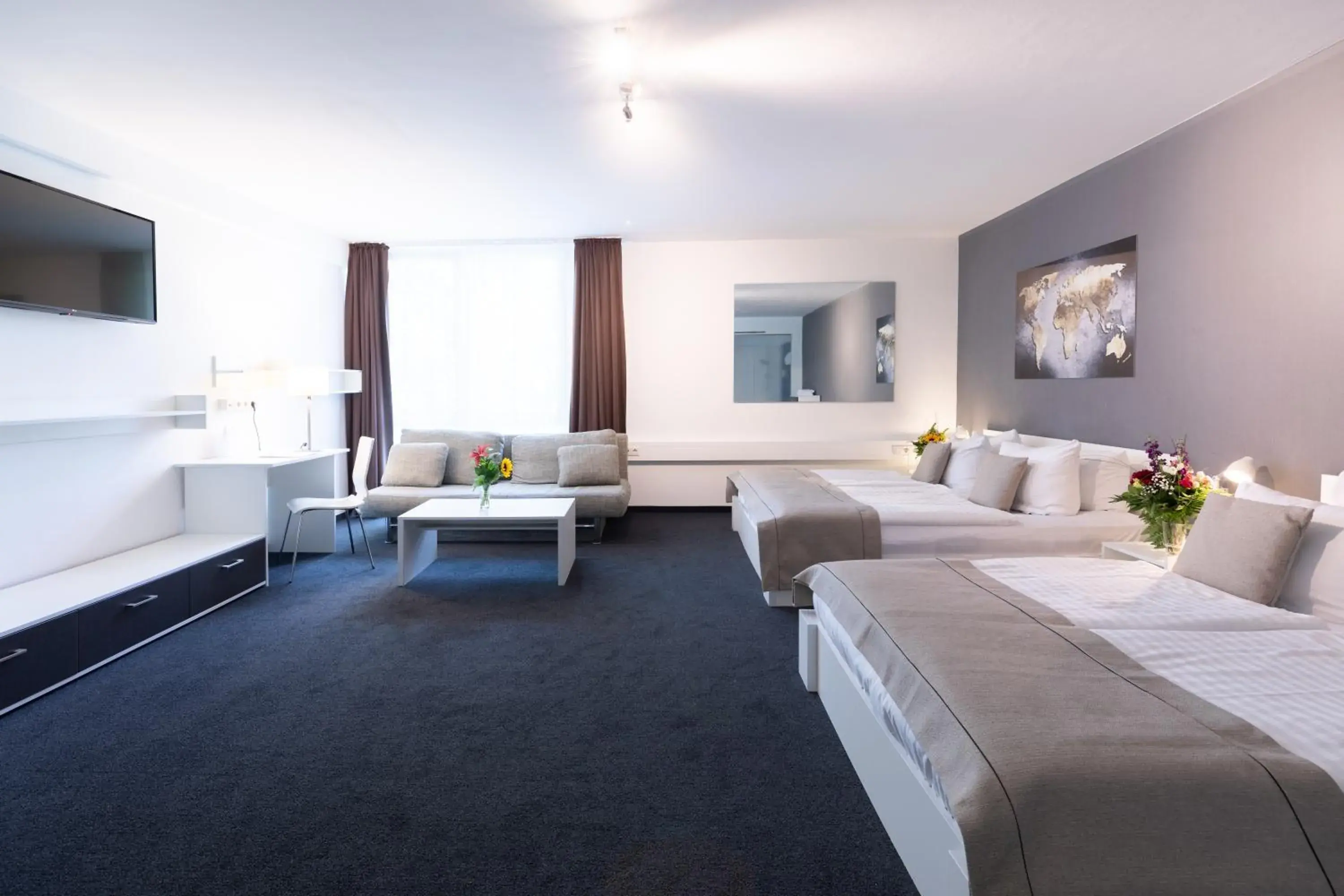 Family Room in Hotel Aviva Family Room in Hotel Aviva