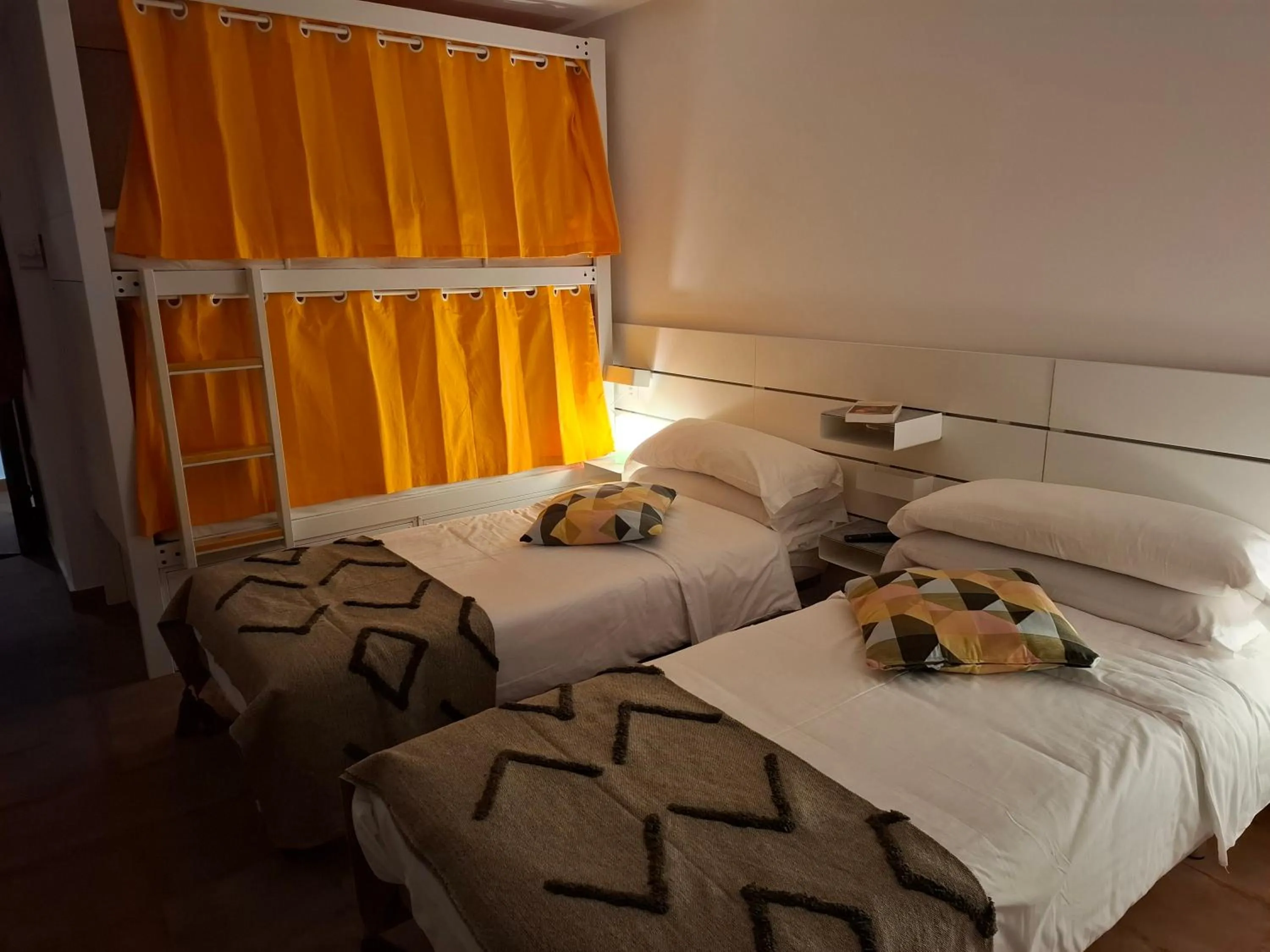 Facility for disabled guests, Bed in El Albergue de Sigüenza