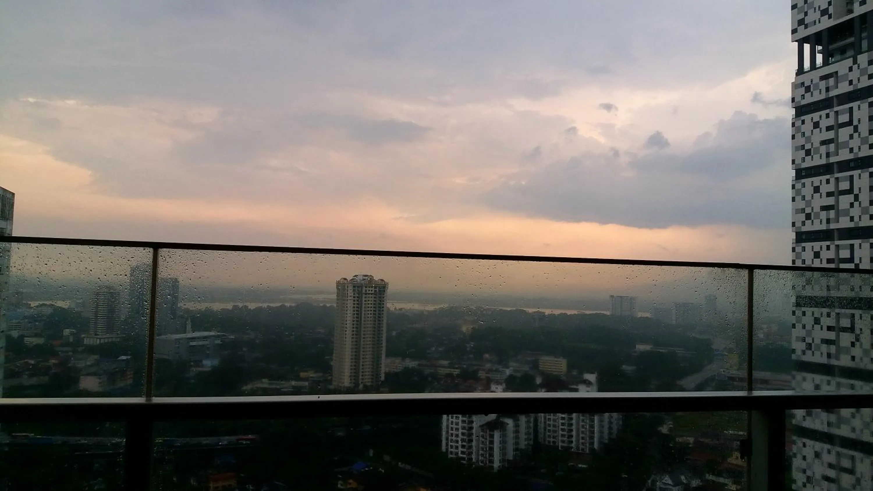 City view in Twin Galaxy Residences