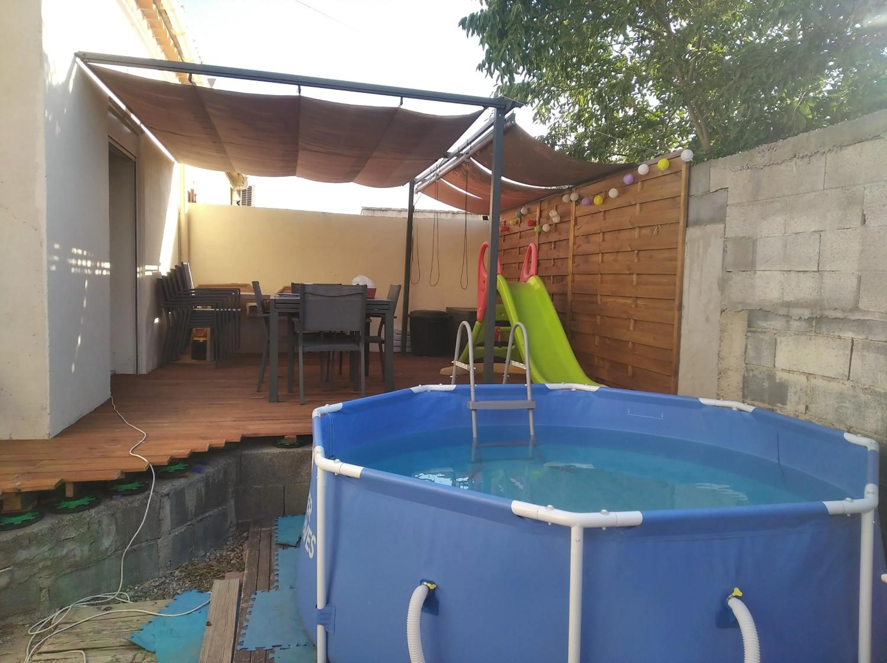 Patio in Charmante chambre d'hôte