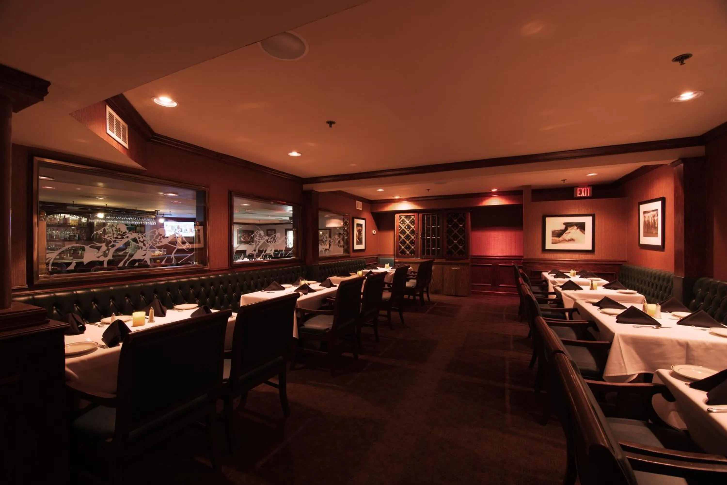 Restaurant/places to eat in Winners Circle Resort