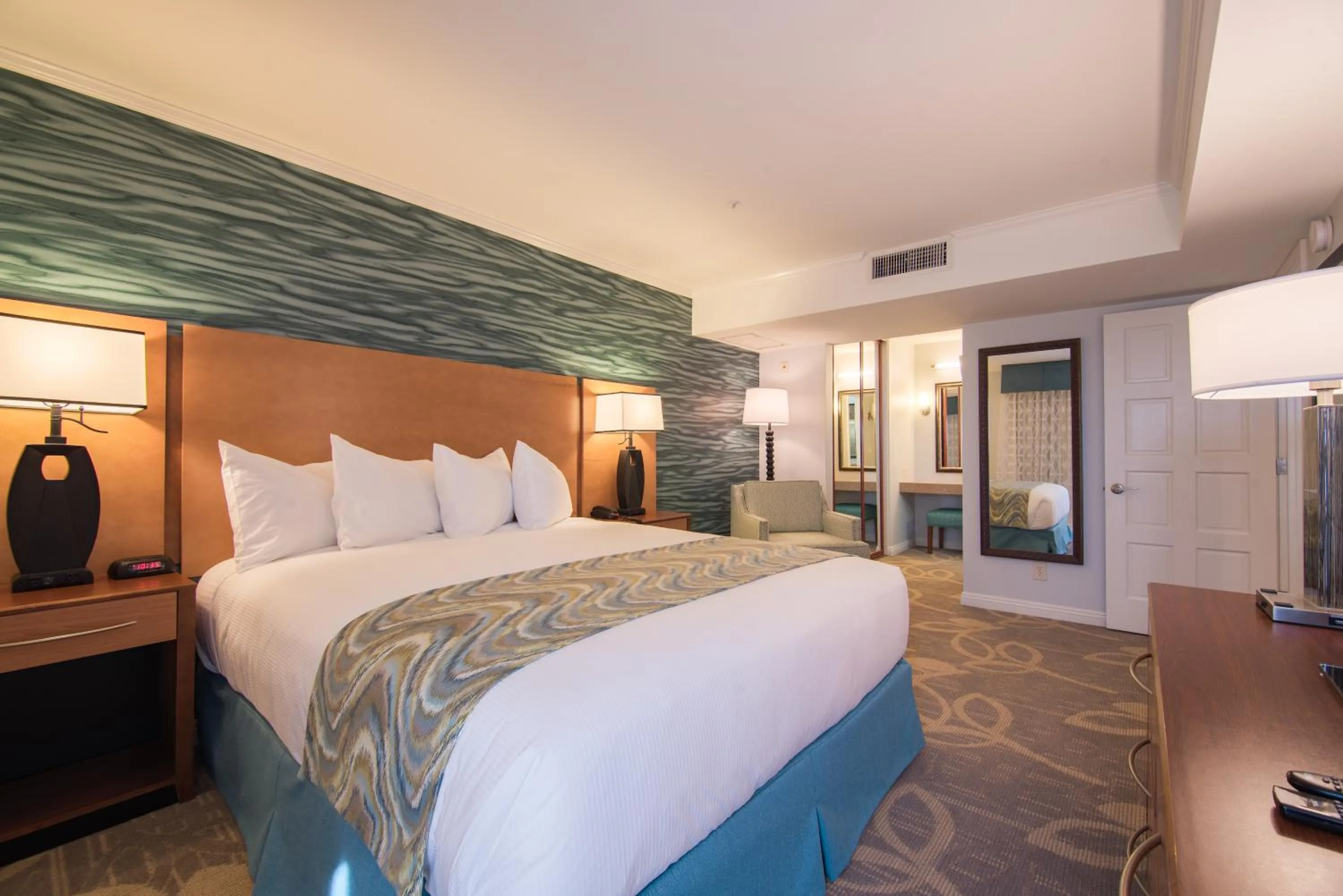 Winners Circle Resort