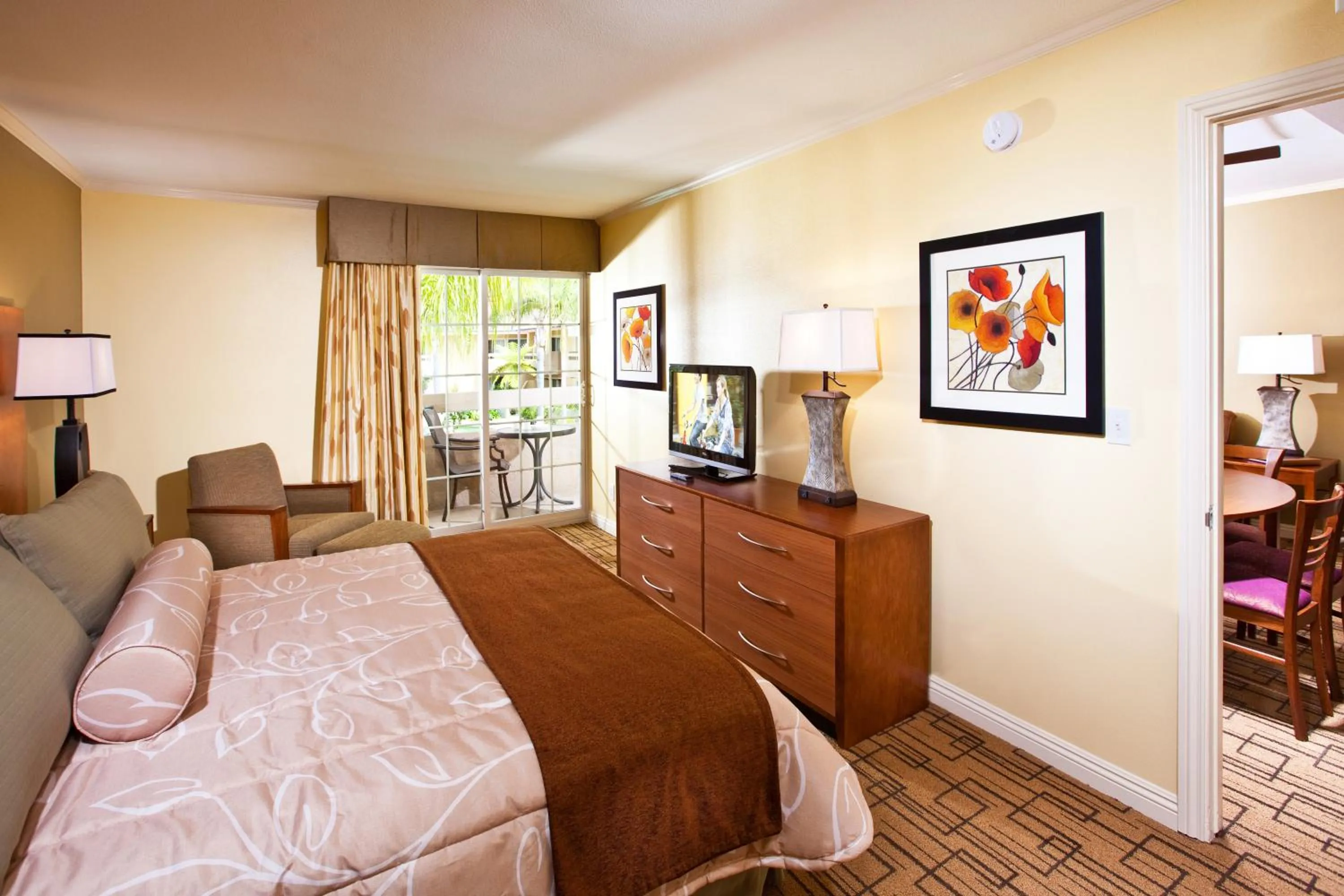 Decorative detail in Winners Circle Resort