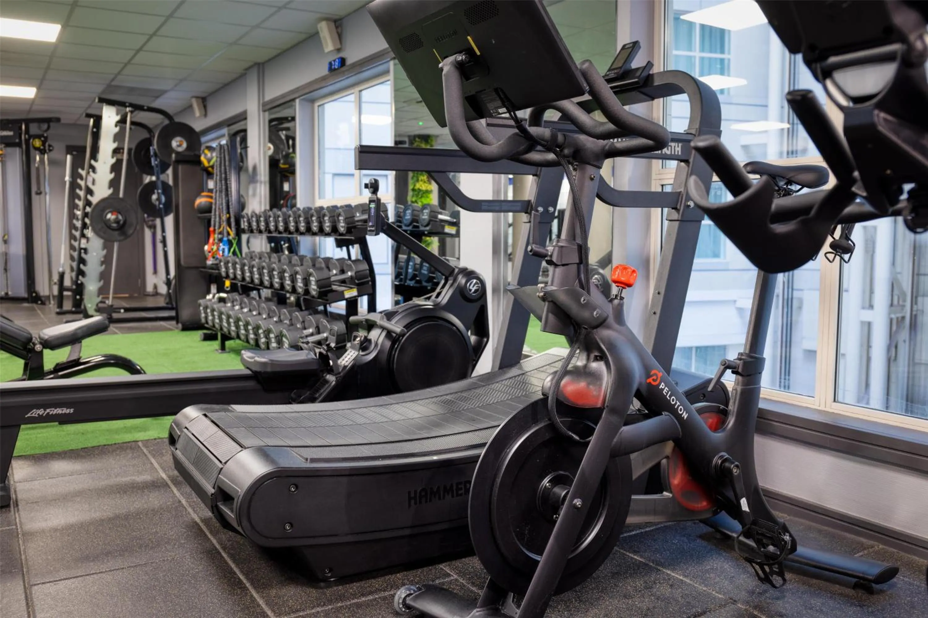 Fitness centre/facilities in Hilton Cardiff