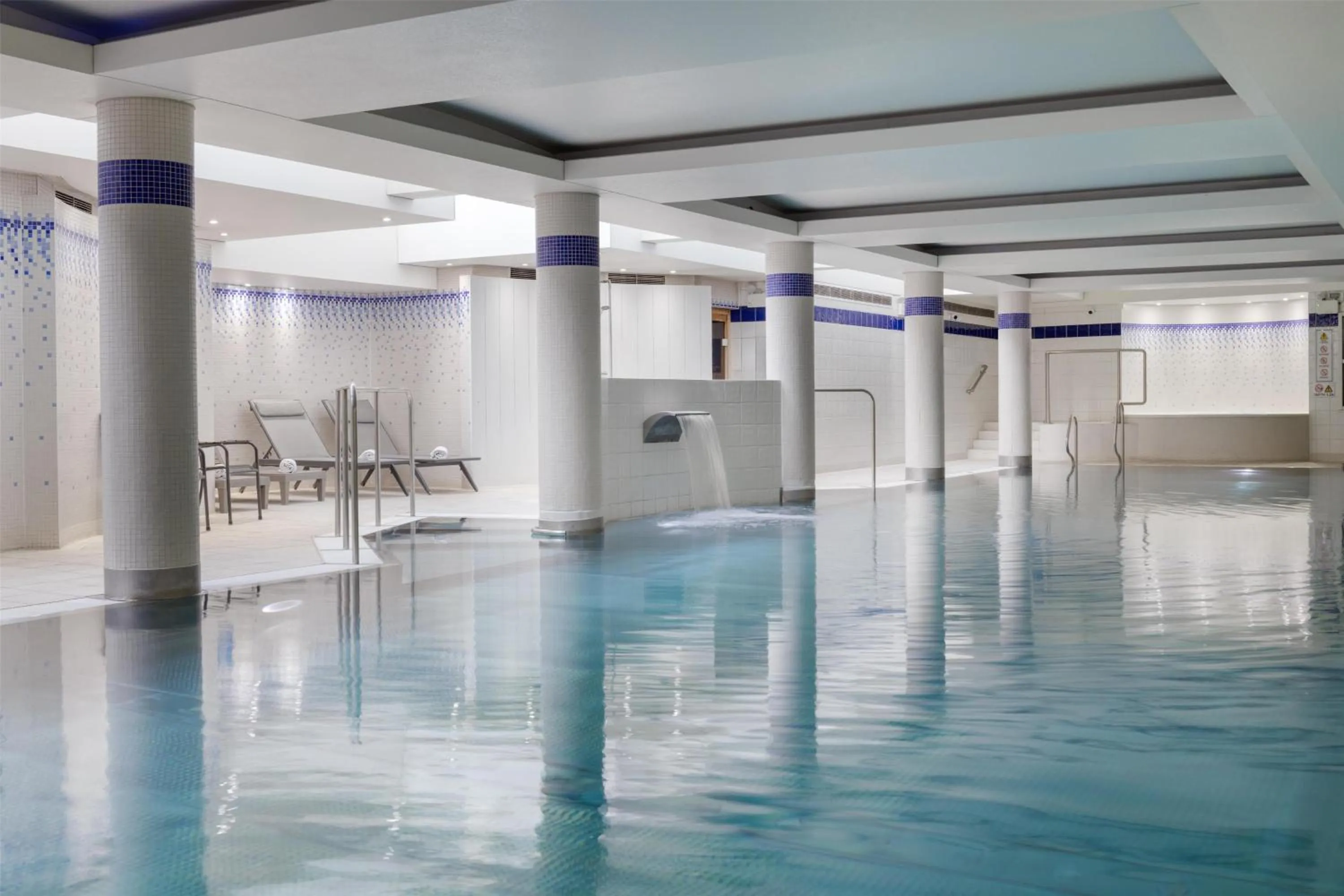 Pool view in Hilton Cardiff