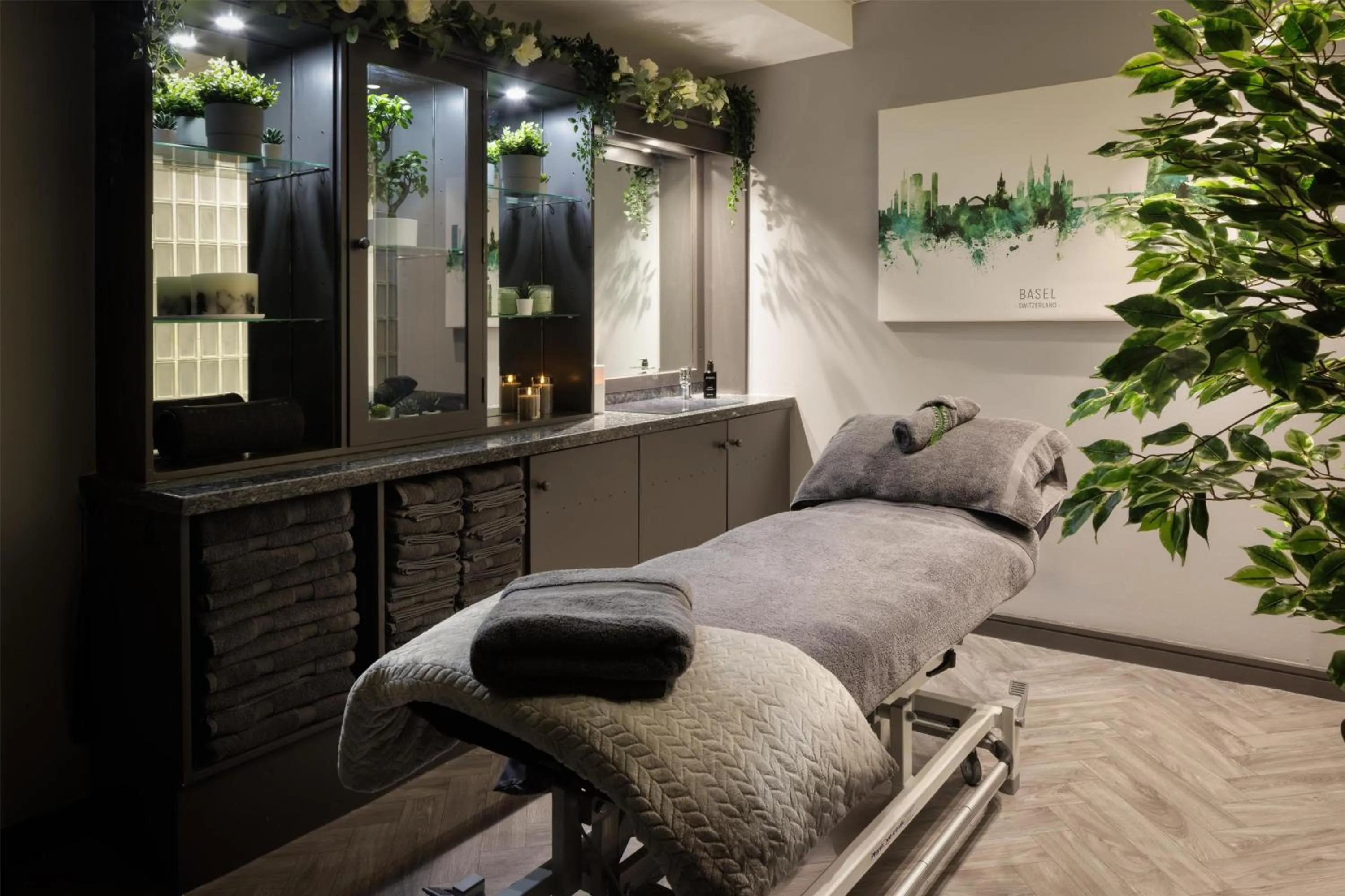 Massage in Hilton Cardiff