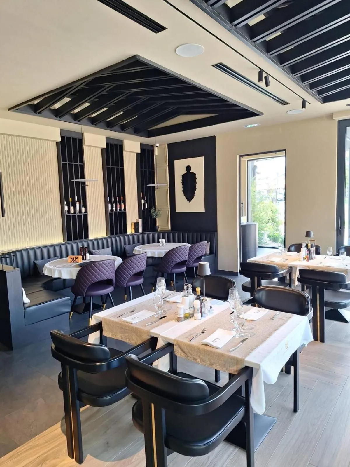 Restaurant/places to eat in Boutique Hotel St Georgije