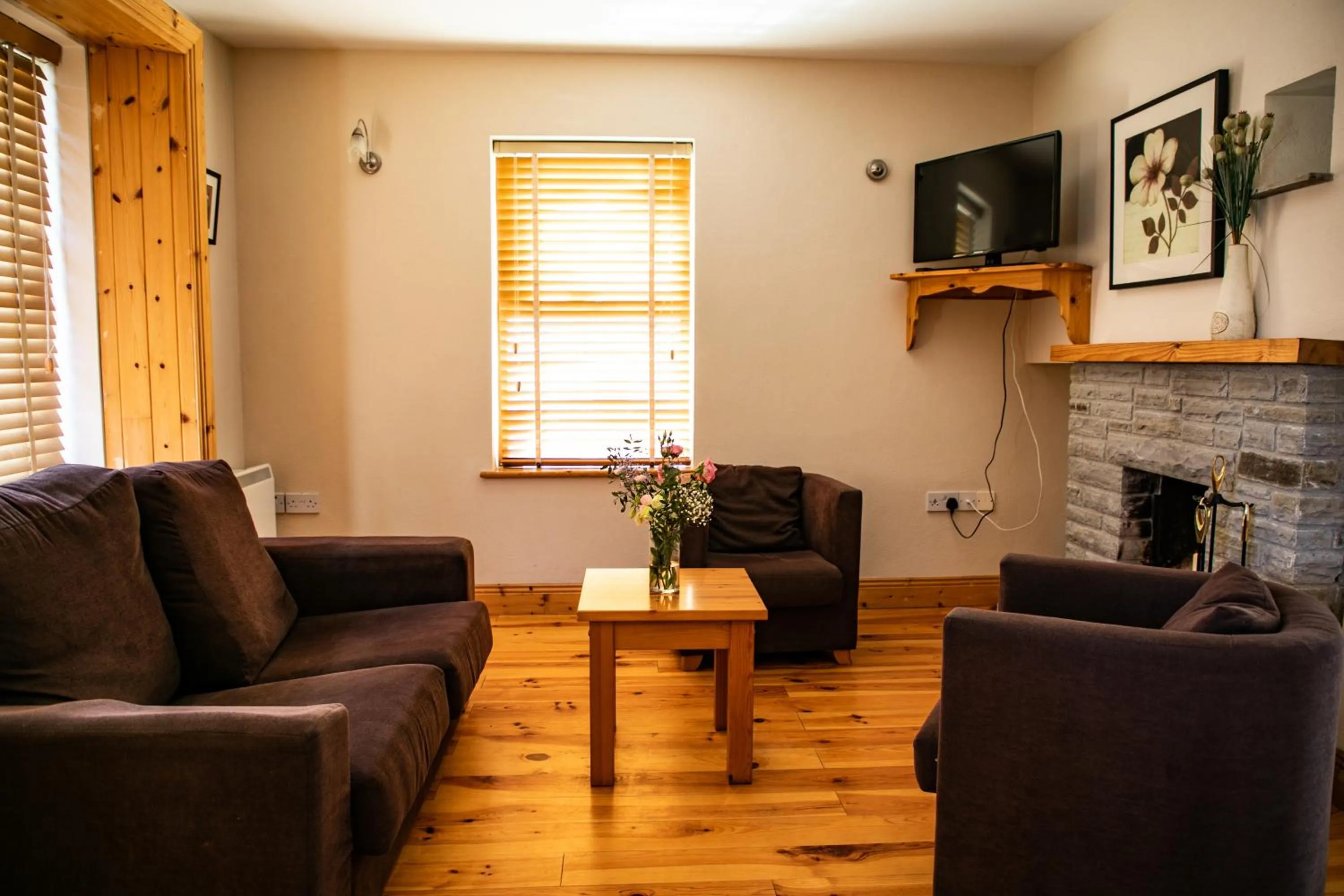 Living room in Hotel Doolin Houses