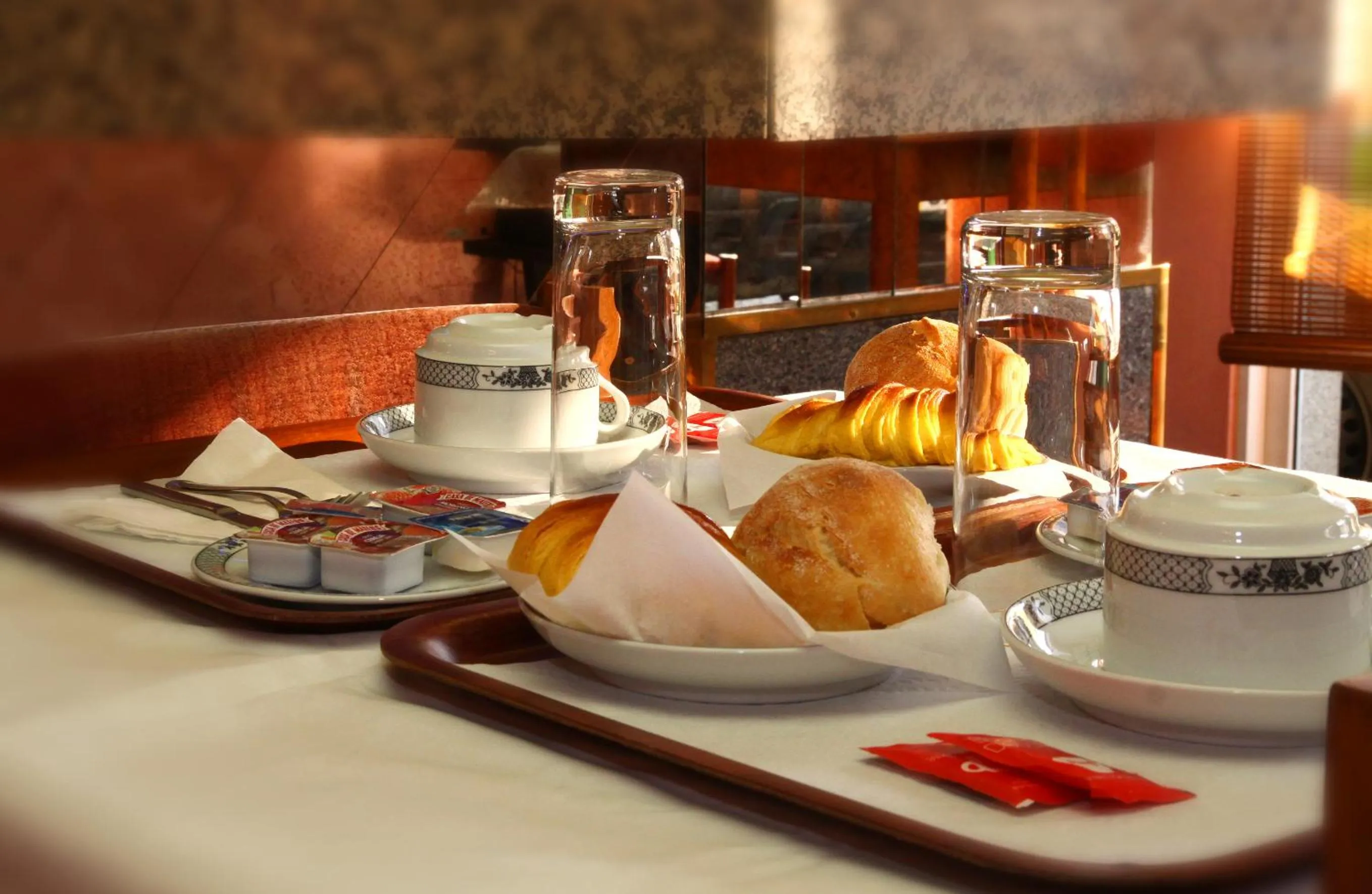 Food and drinks in Hotel Aeroporto