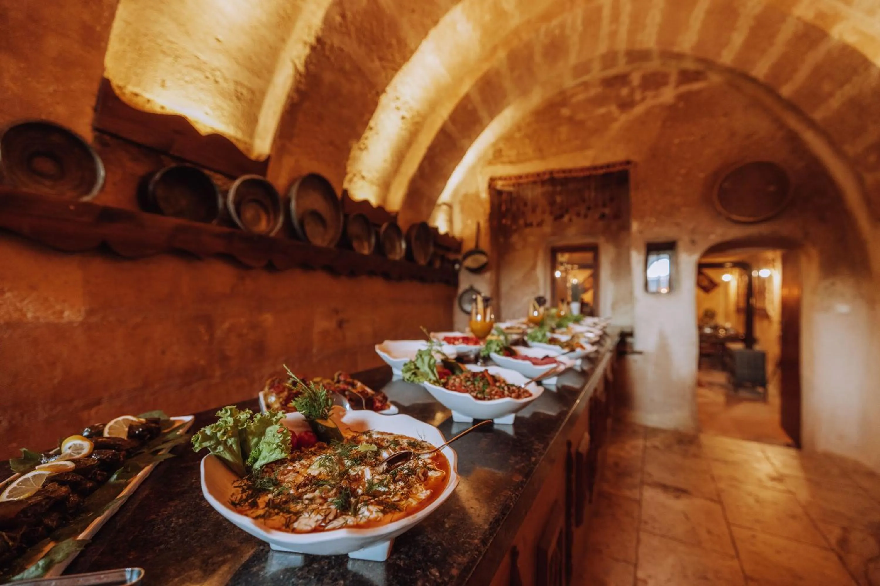 Restaurant/places to eat in Melis Cave Hotel