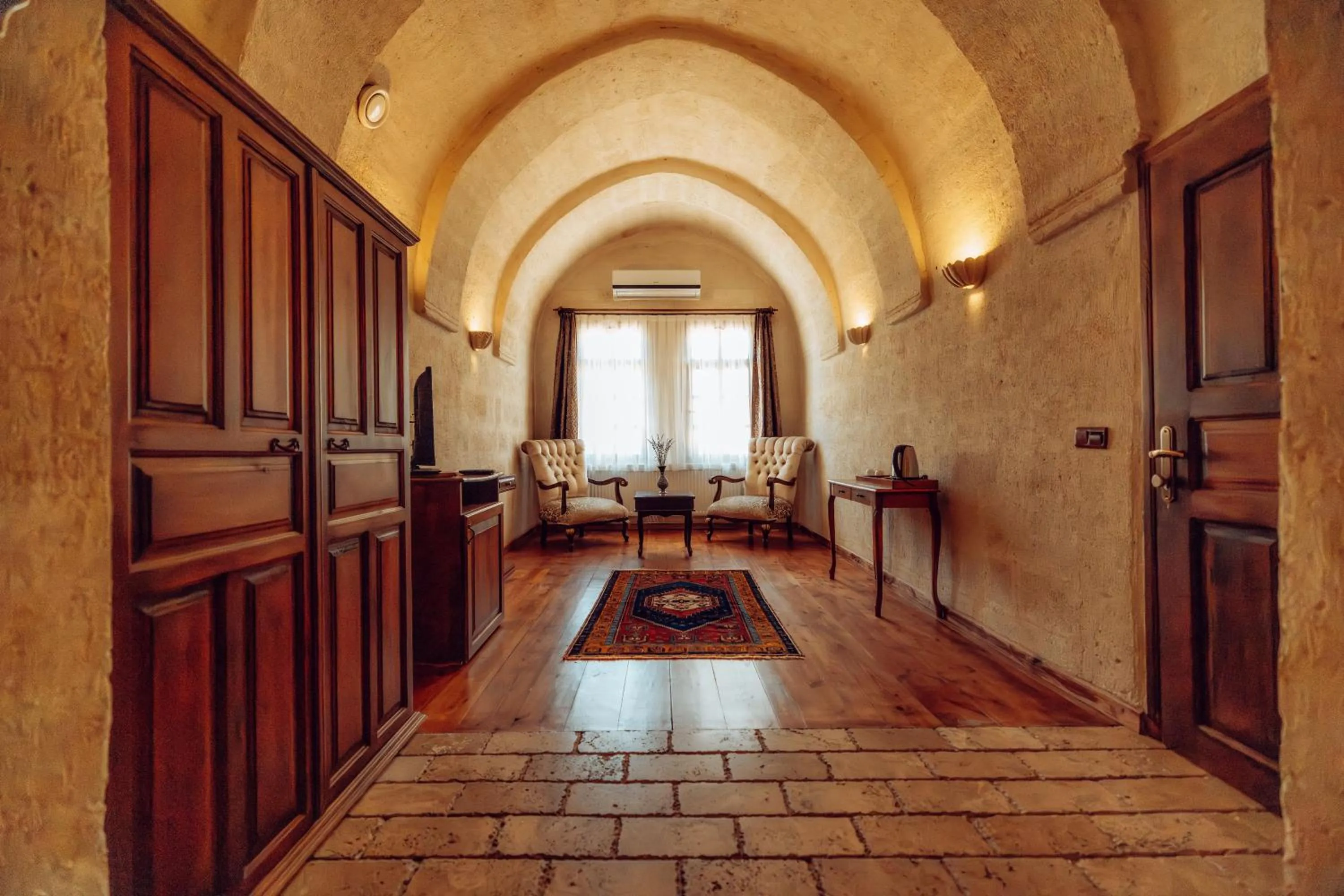 Living room in Melis Cave Hotel