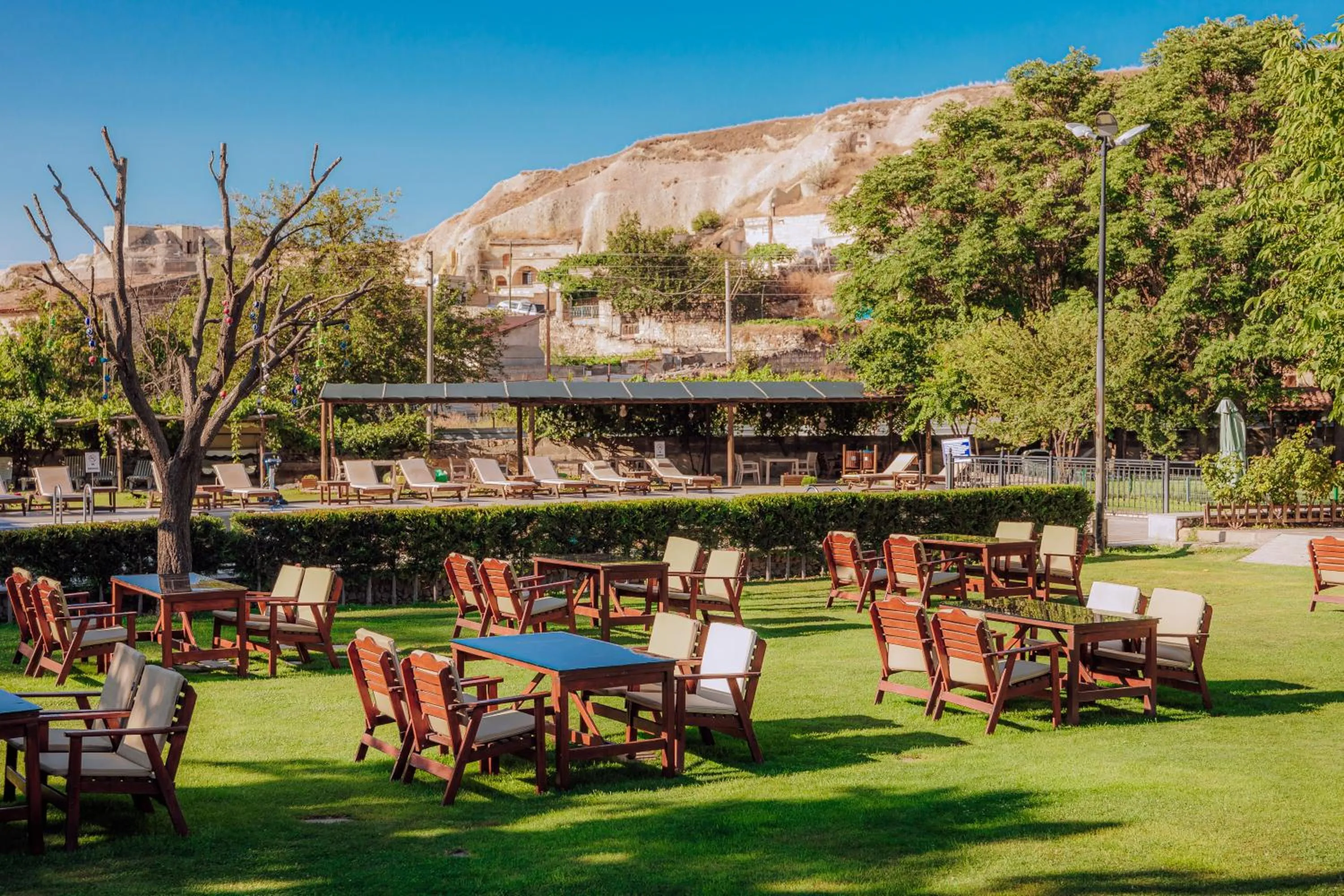 Restaurant/places to eat in Melis Cave Hotel