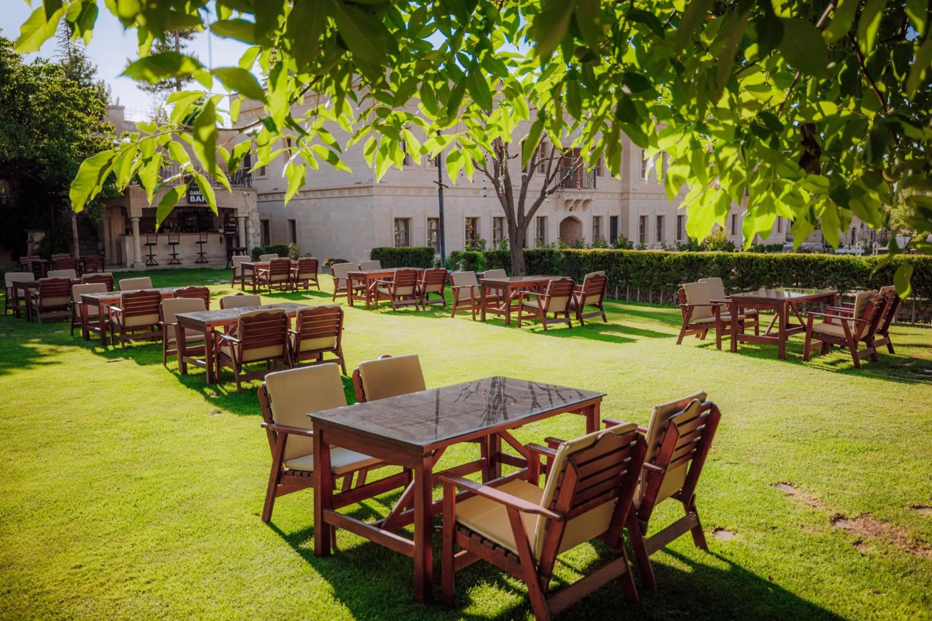 Garden in Melis Cave Hotel
