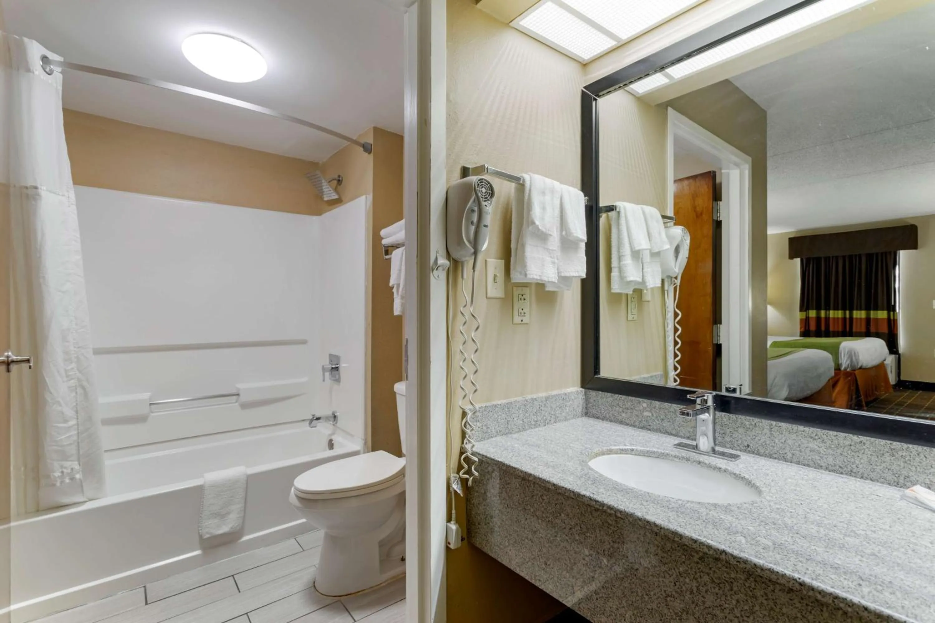 Photo of the whole room in SureStay Hotel by Best Western Lenoir City