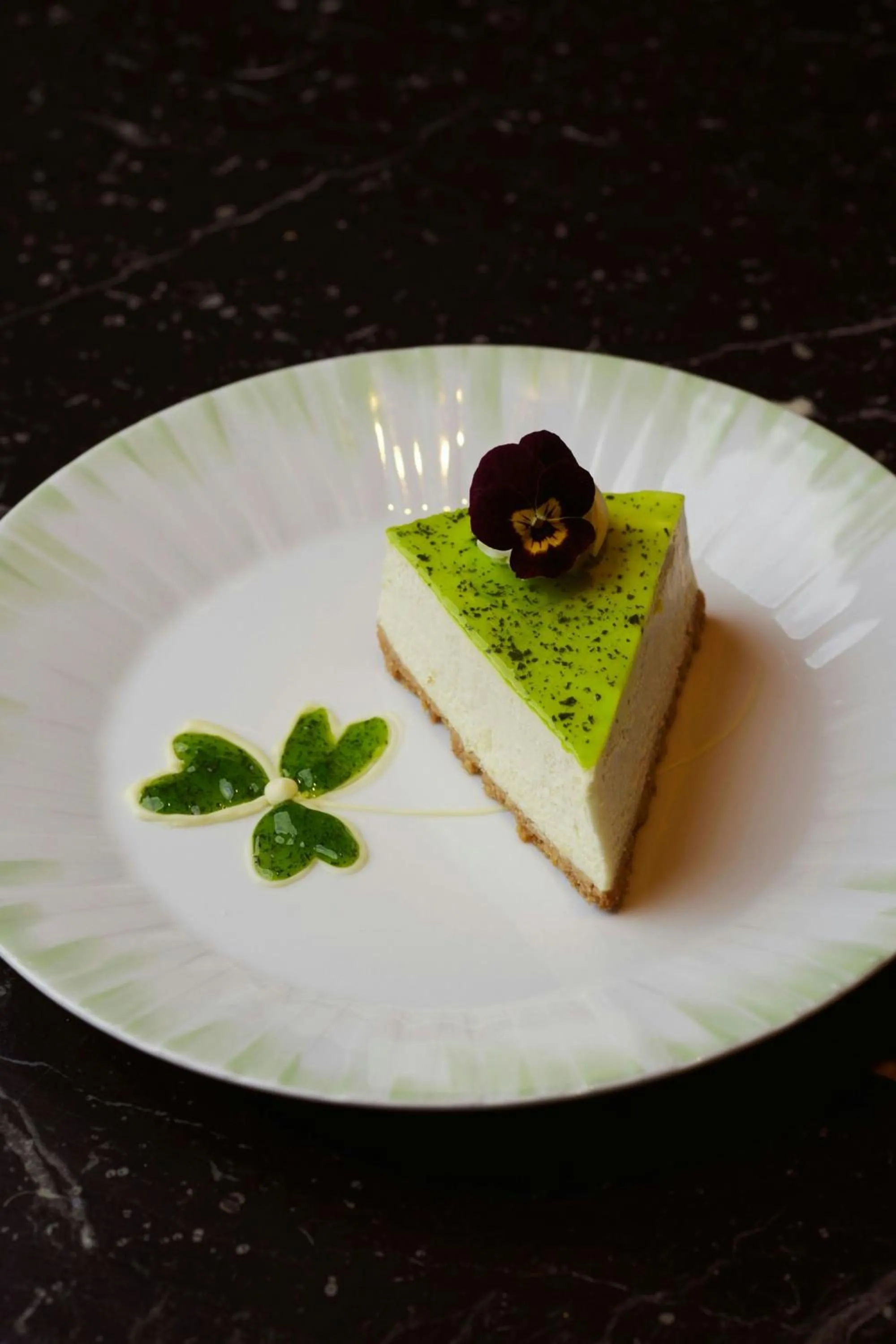 Restaurant/places to eat in The Park Tower Knightsbridge, a Luxury Collection Hotel, London