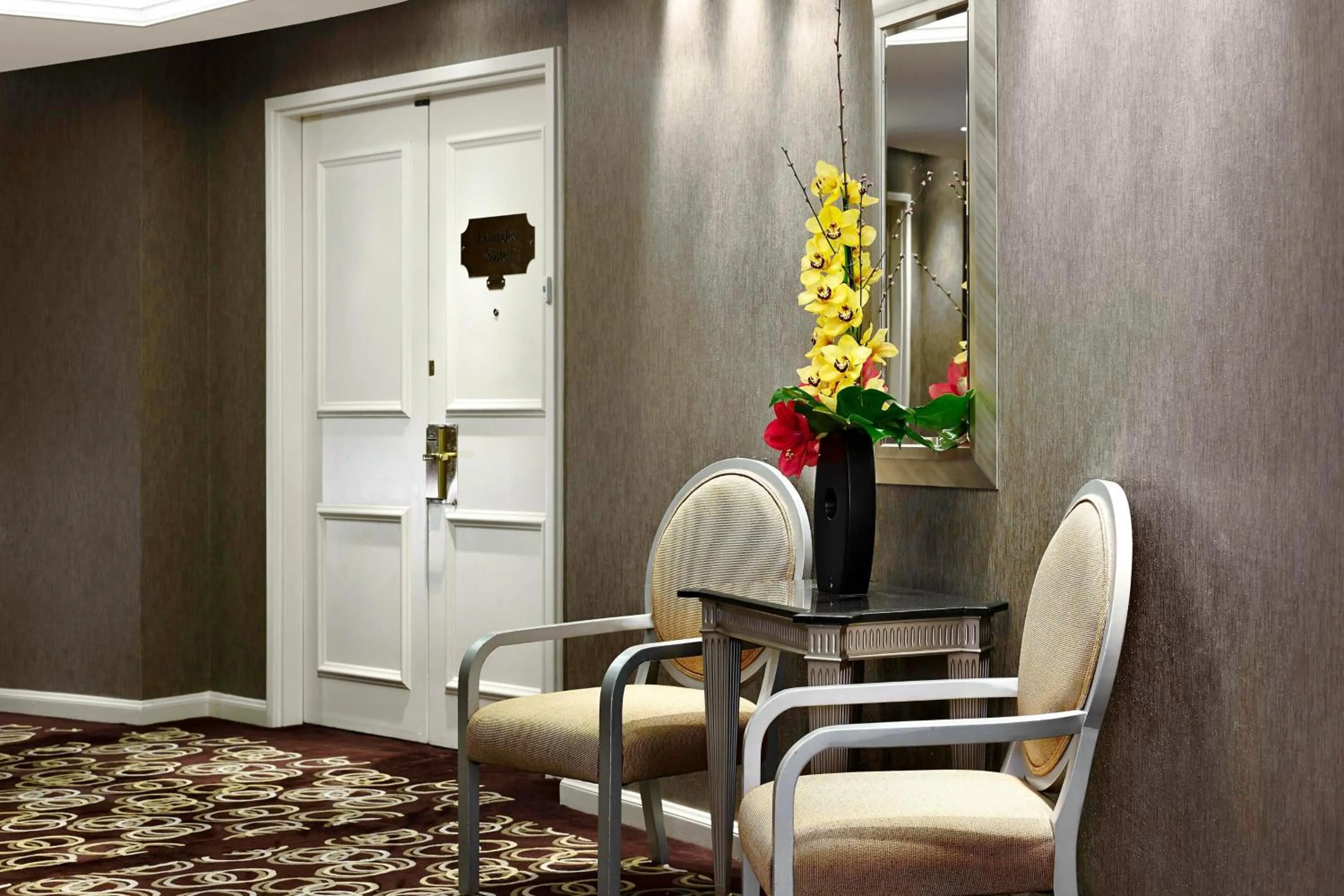 Photo of the whole room in The Park Tower Knightsbridge, a Luxury Collection Hotel, London