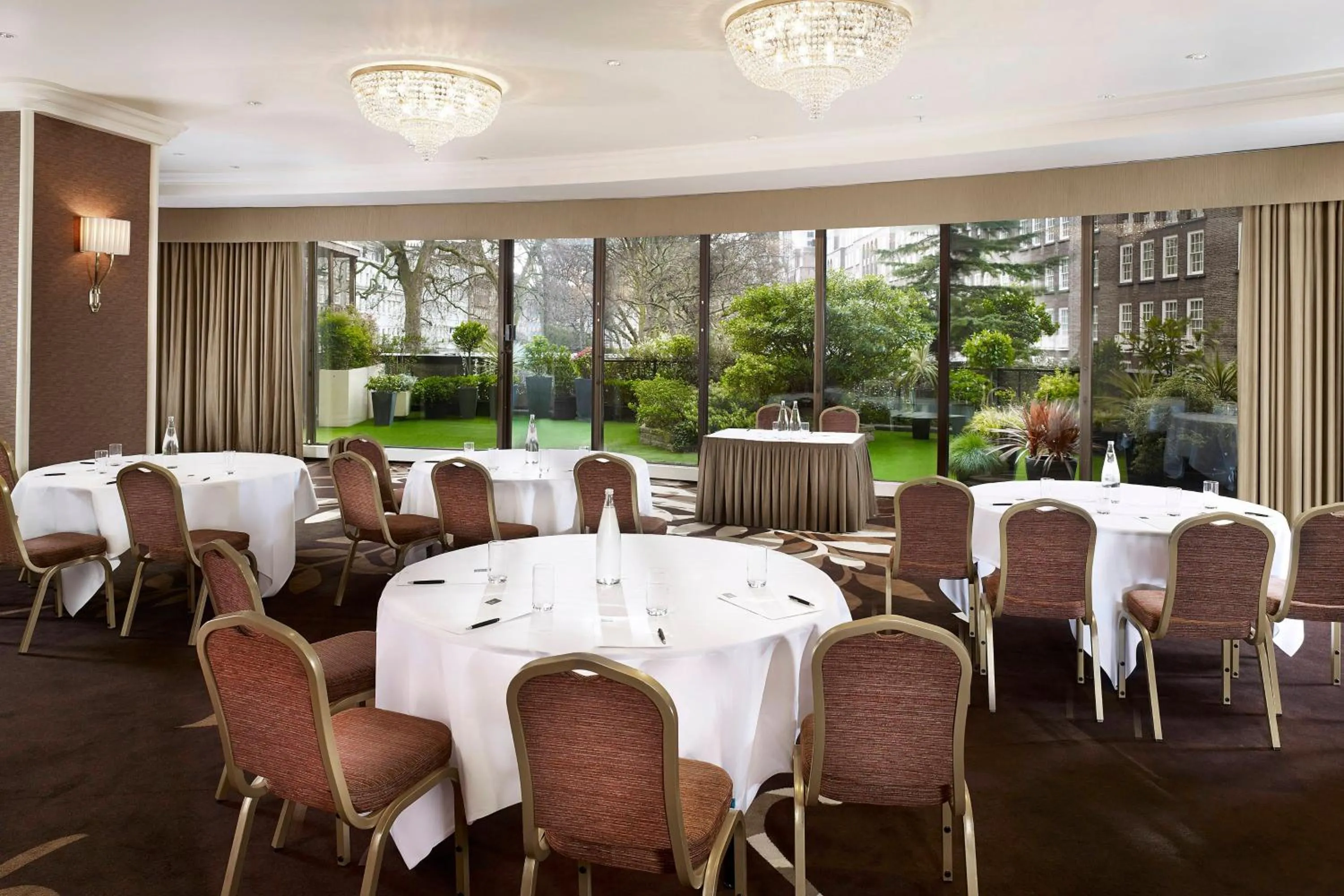 Meeting/conference room in The Park Tower Knightsbridge, a Luxury Collection Hotel, London