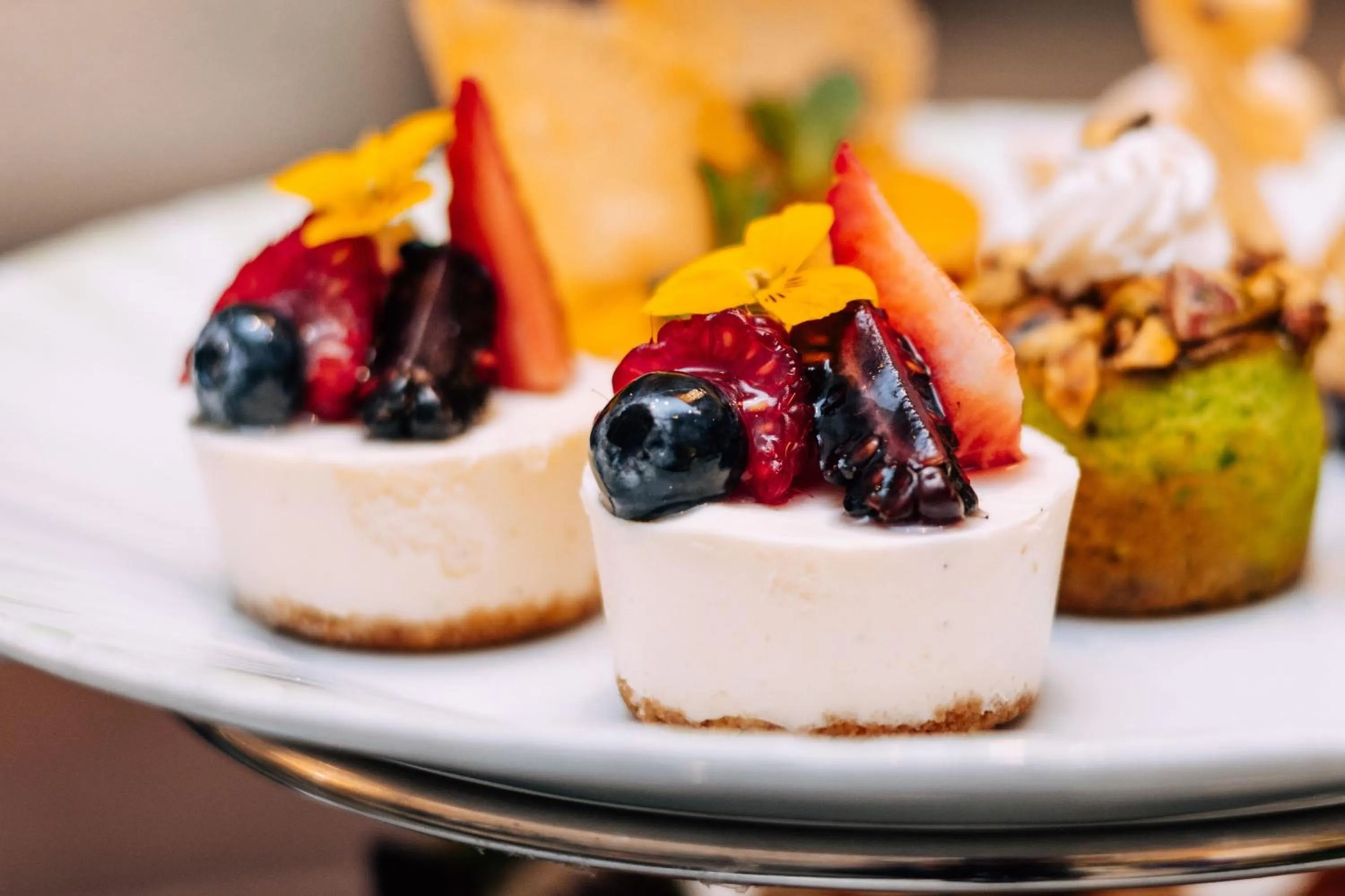 Restaurant/places to eat in The Park Tower Knightsbridge, a Luxury Collection Hotel, London