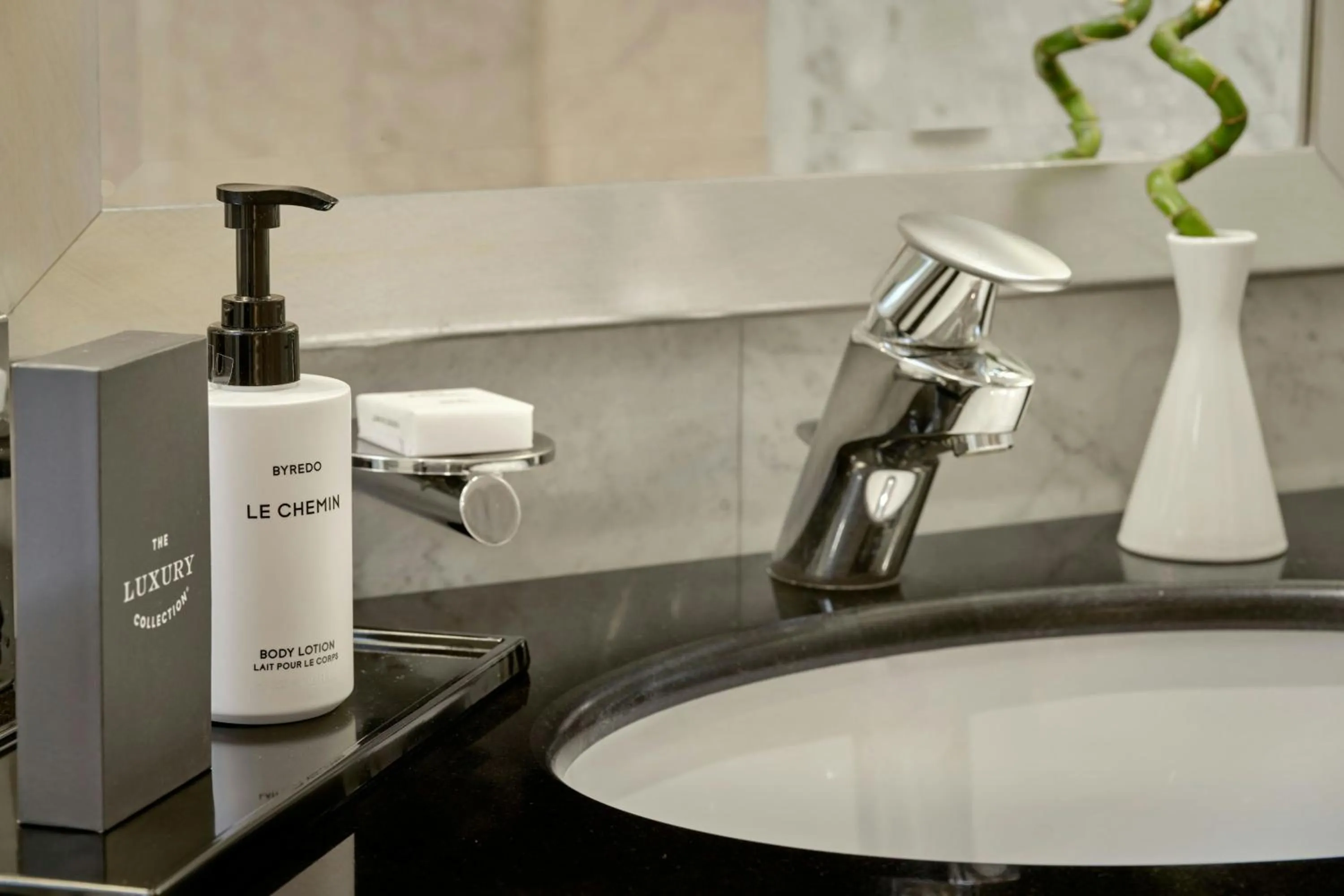 Bathroom in The Park Tower Knightsbridge, a Luxury Collection Hotel, London