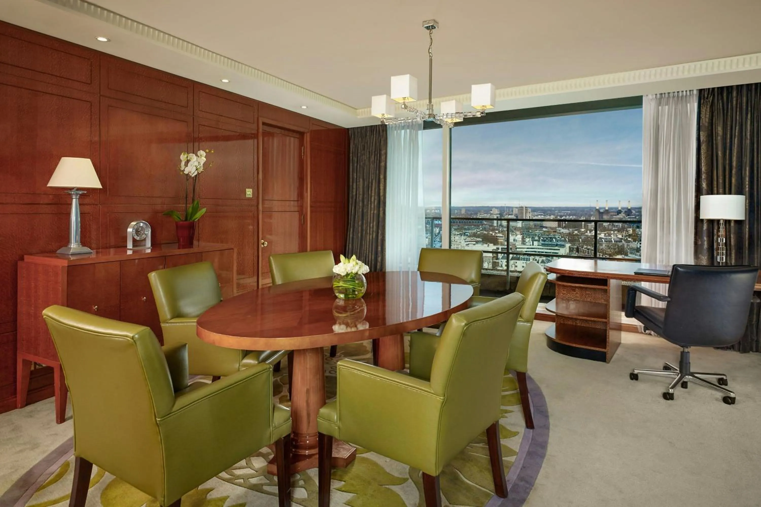 Photo of the whole room in The Park Tower Knightsbridge, a Luxury Collection Hotel, London