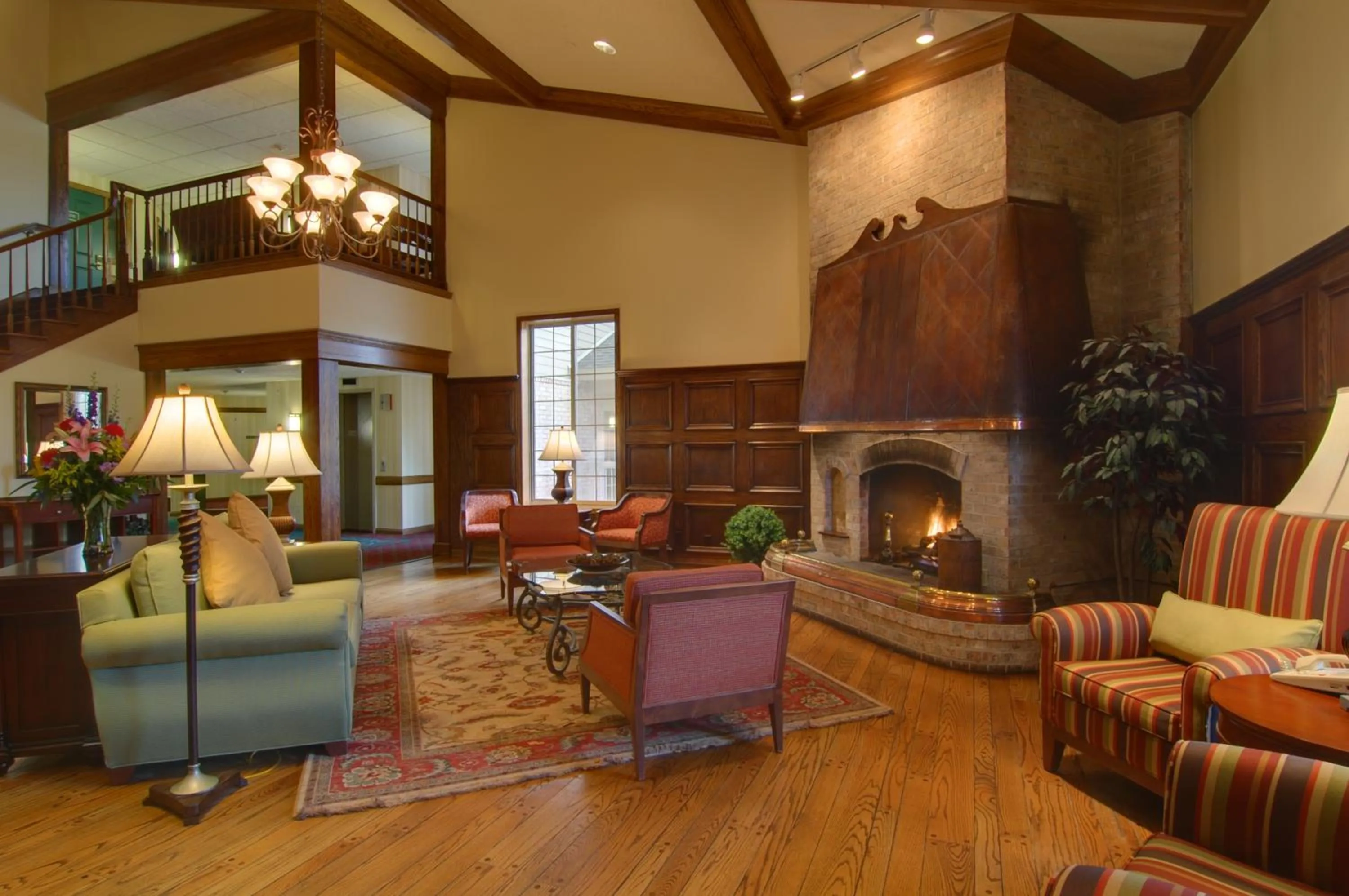 Lobby or reception in Country Inn & Suites by Radisson, Chanhassen, MN