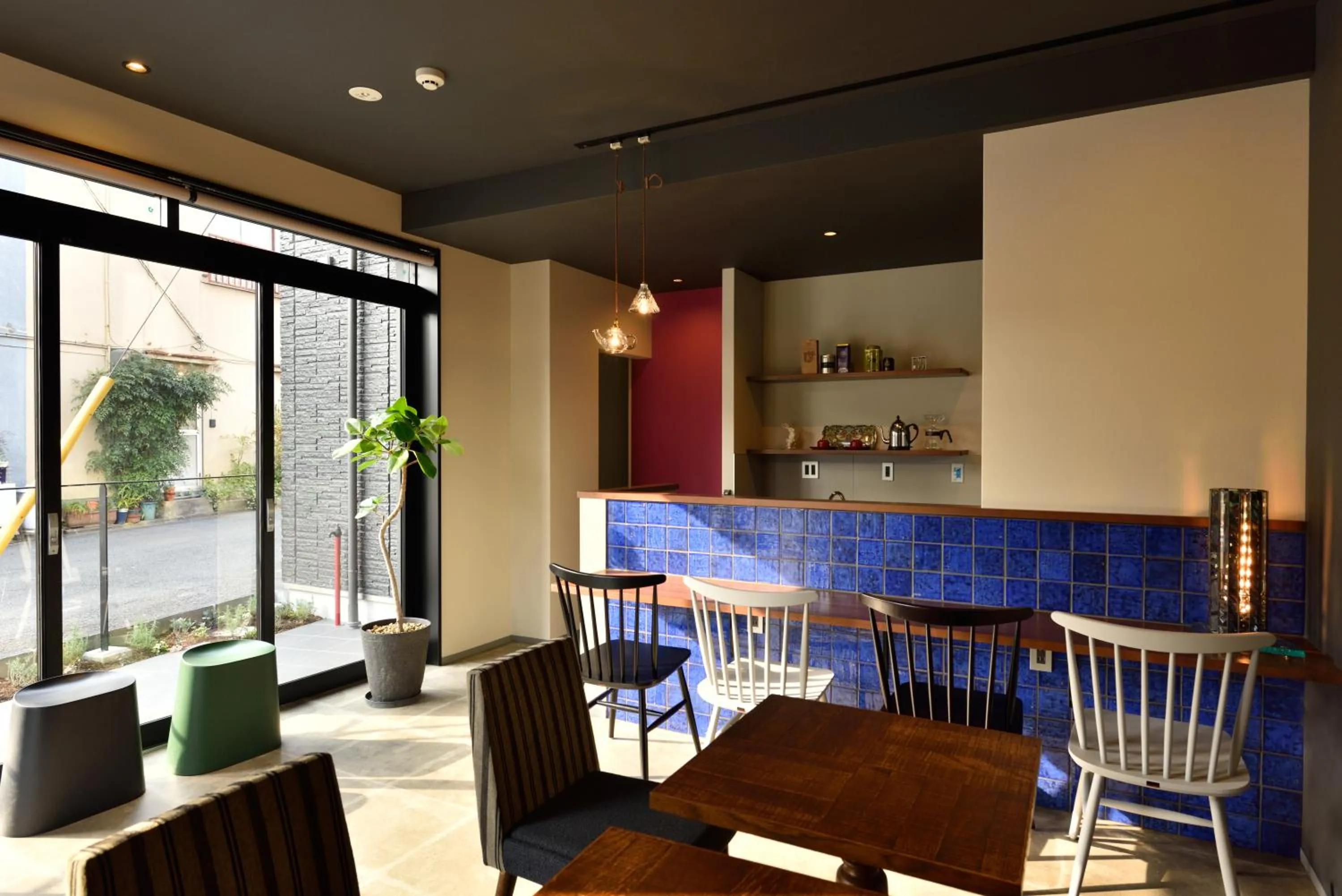 Photo of the whole room in ShukuShuku