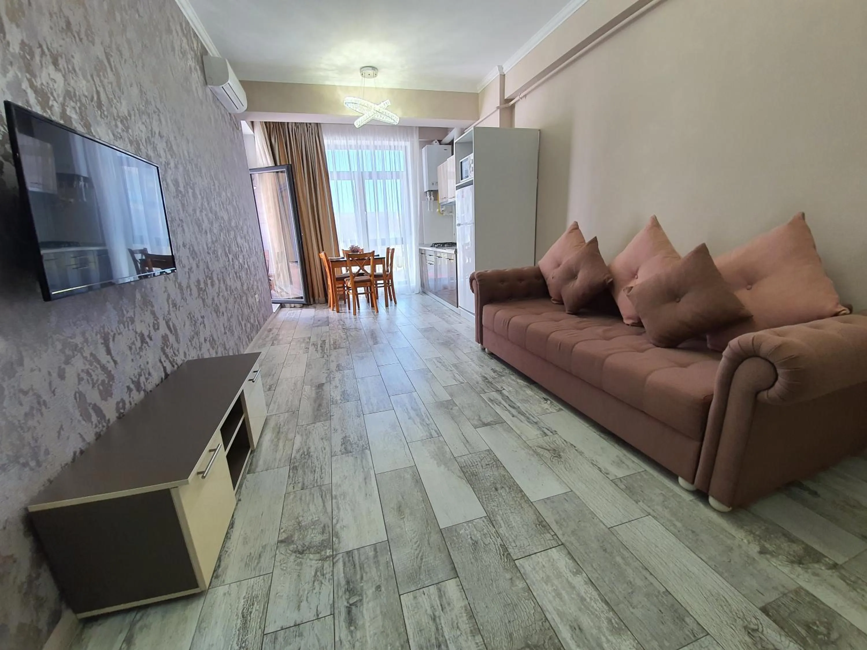 TV and multimedia in Lotus 7 Silver