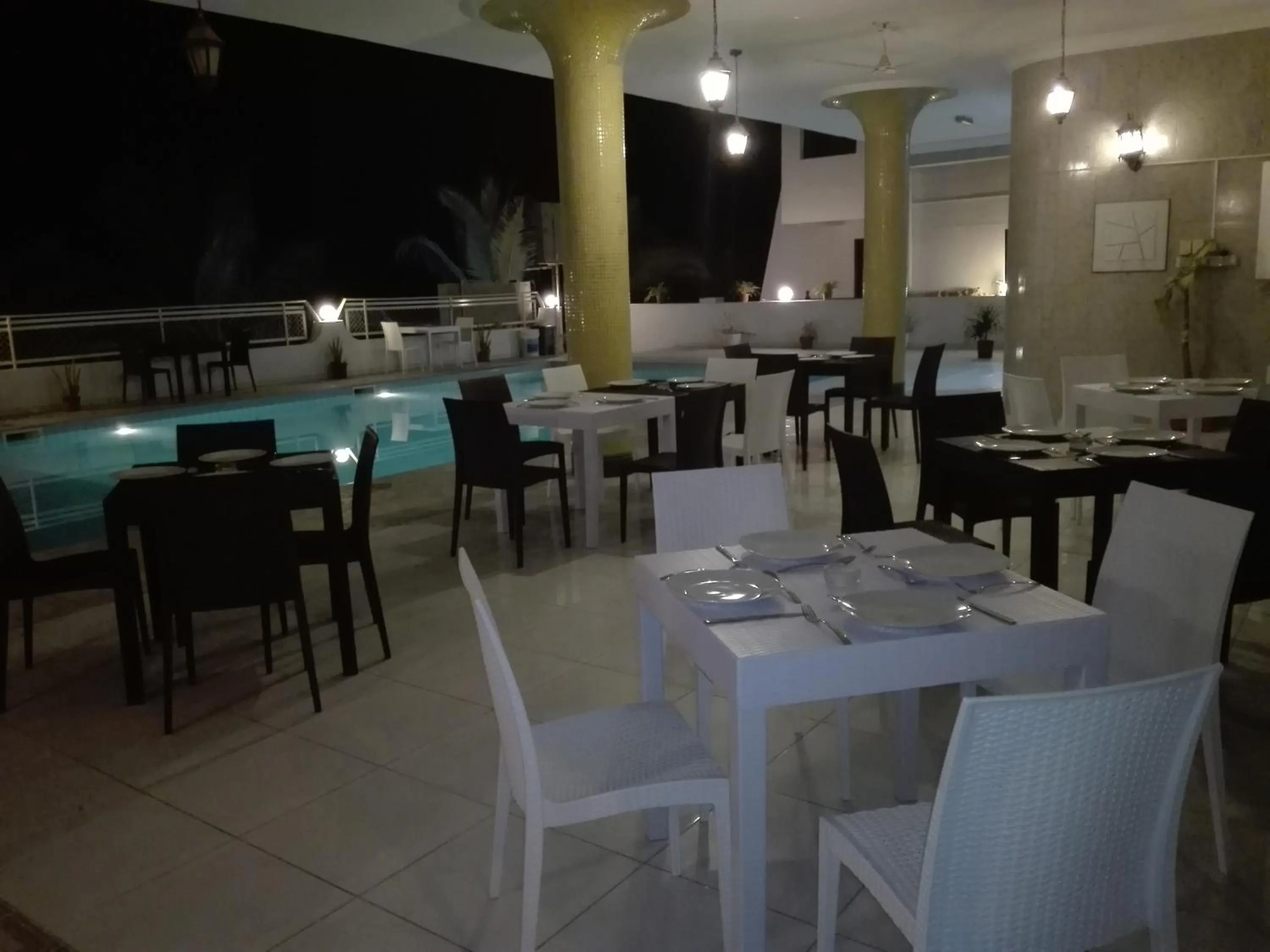 Restaurant/places to eat in Salalah Beach Villas