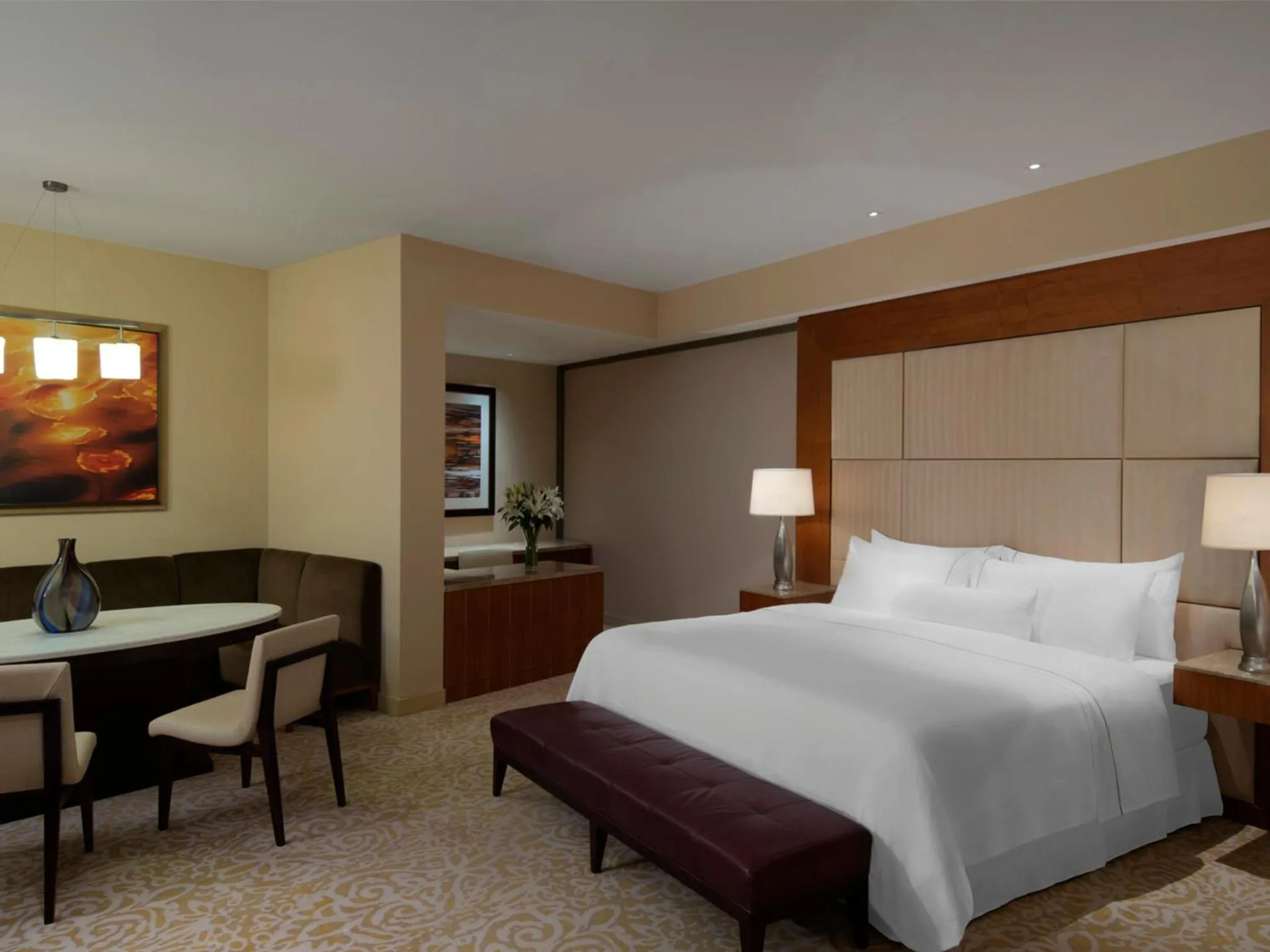 Seating area, Bed in VOGO Abu Dhabi Golf Resort & Spa Formerly The Westin Abu Dhabi Golf Resort & Spa