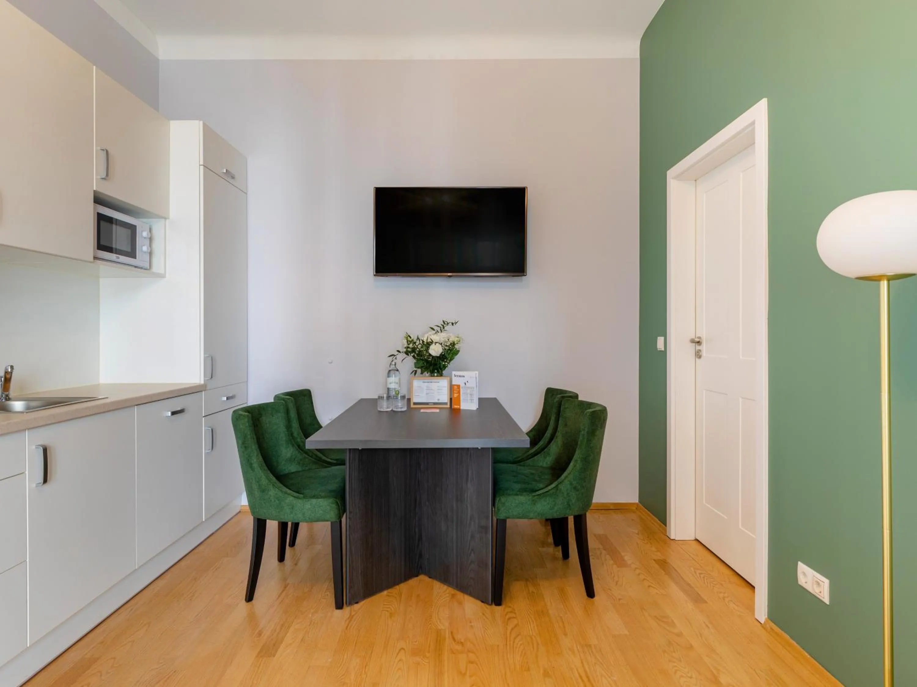 Dining area in Numa Vienna Strauss