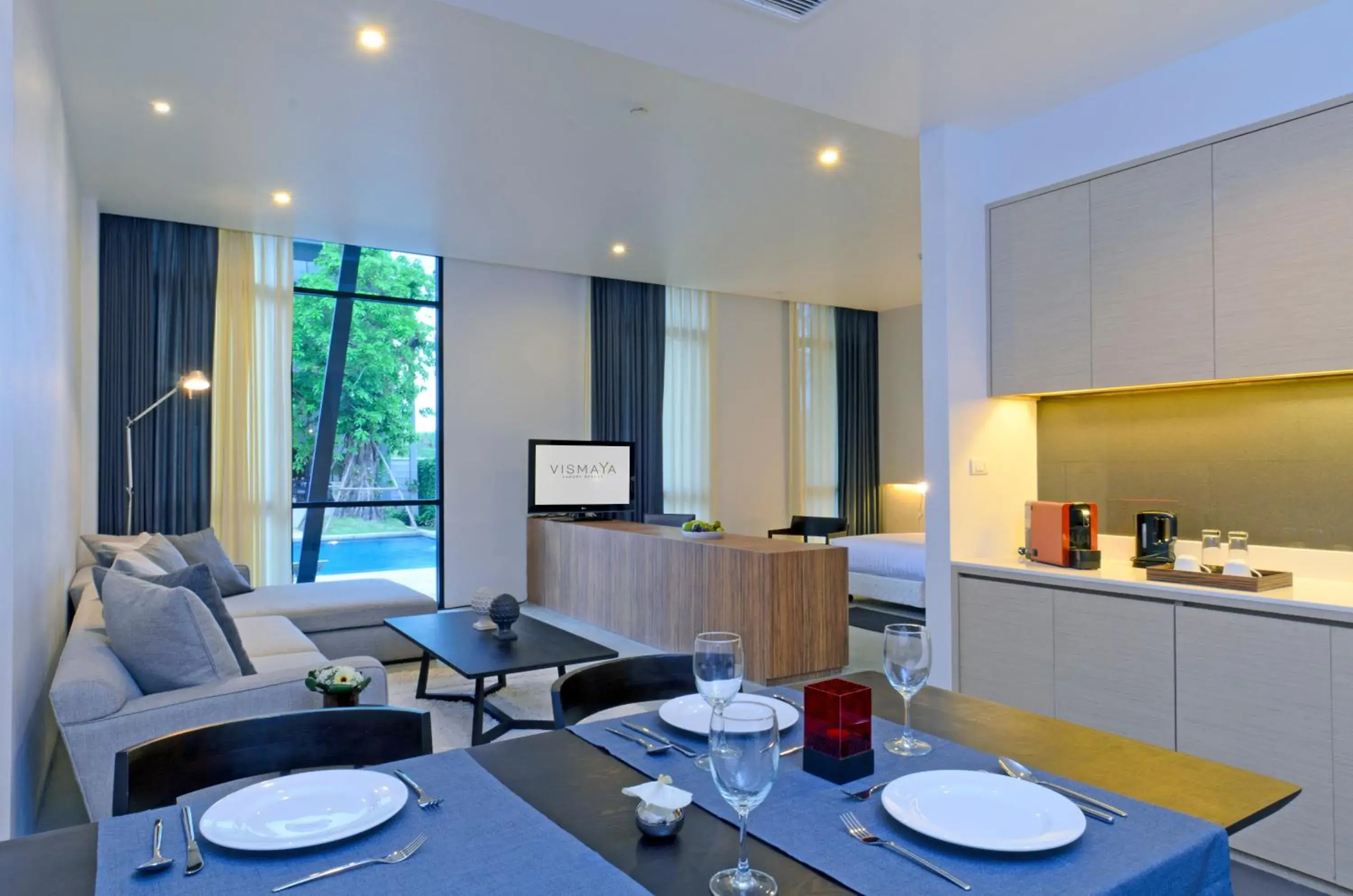 Executive Suite in Vismaya Suvarnabhumi Hotel Executive Suite in Vismaya Suvarnabhumi Hotel