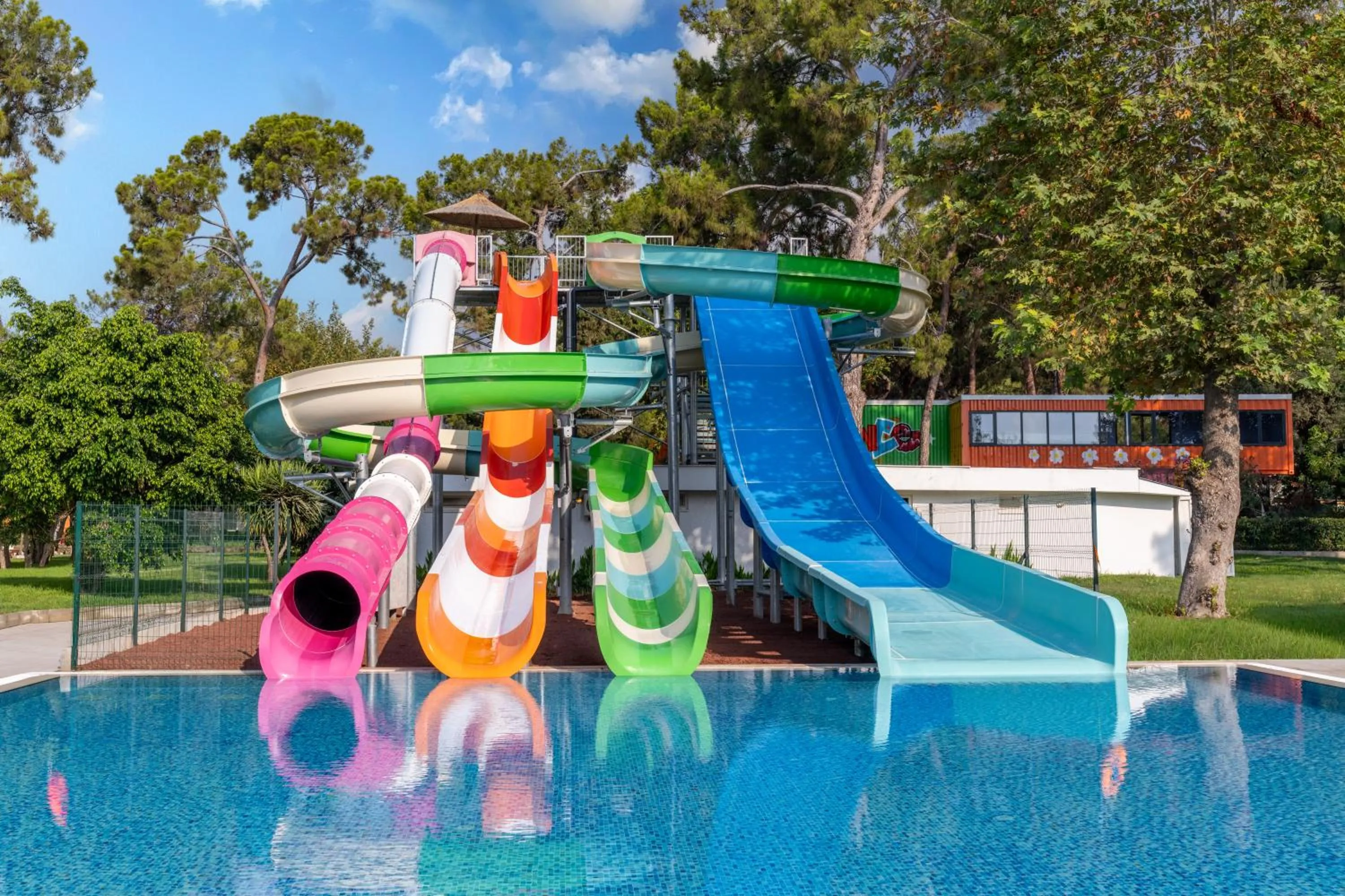 FashionTV Luxe Resort