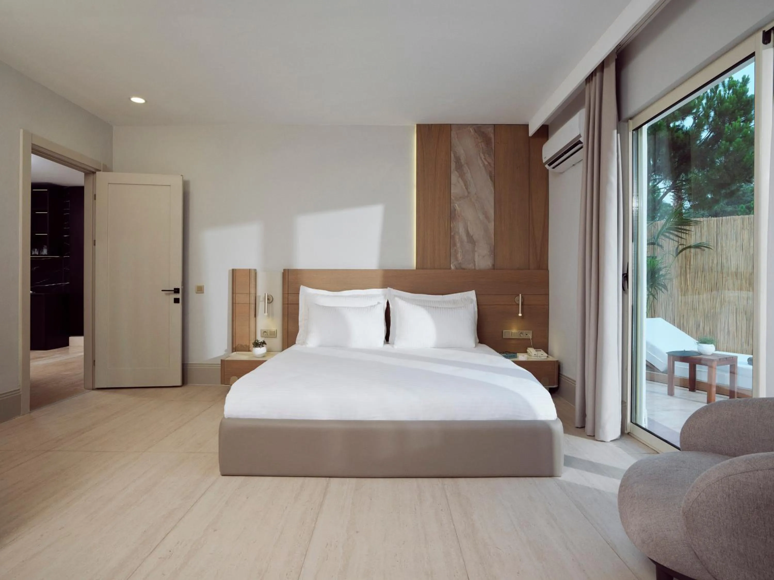 Bed in FashionTV Luxe Resort