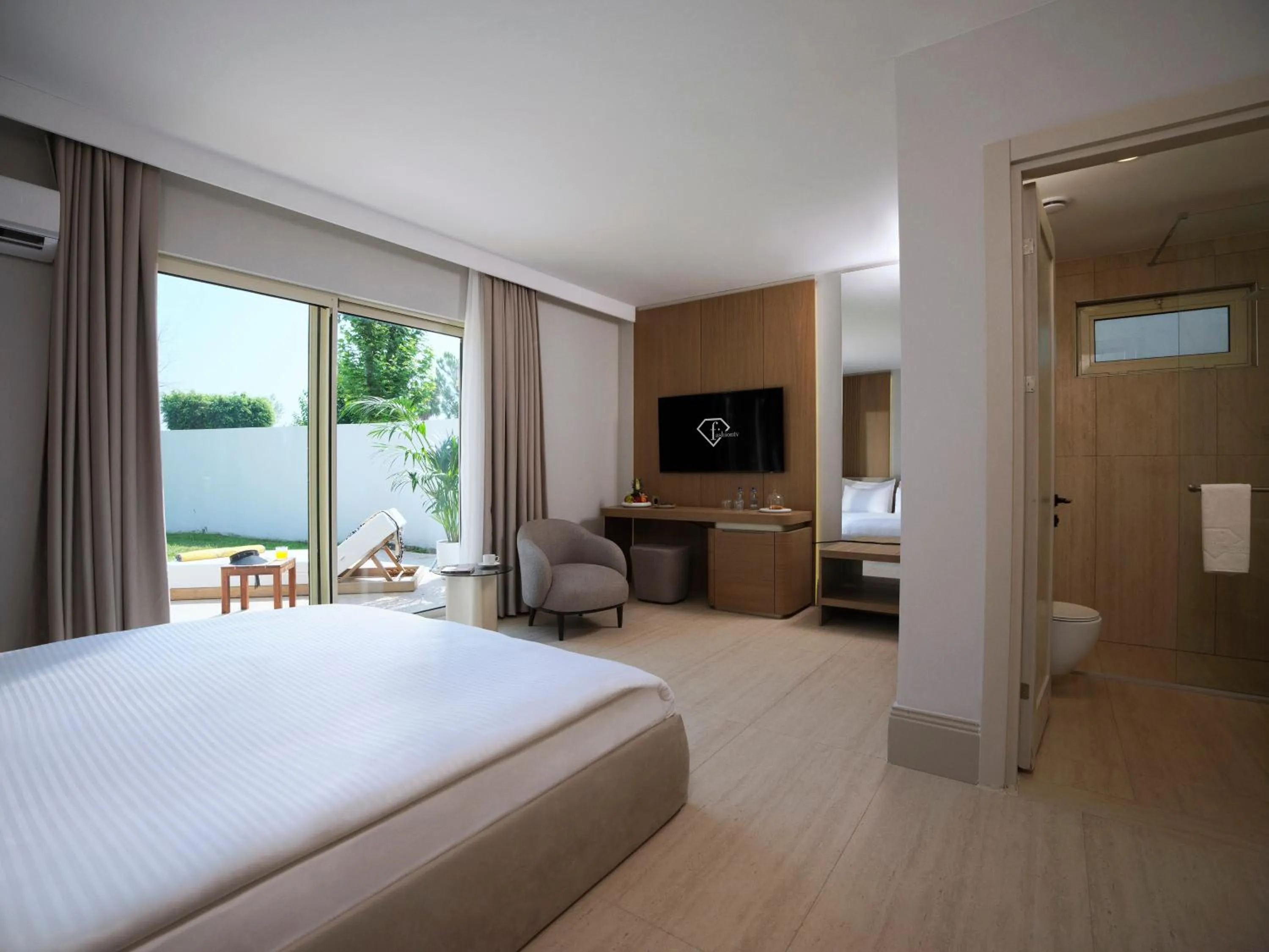 Bed in FashionTV Luxe Resort