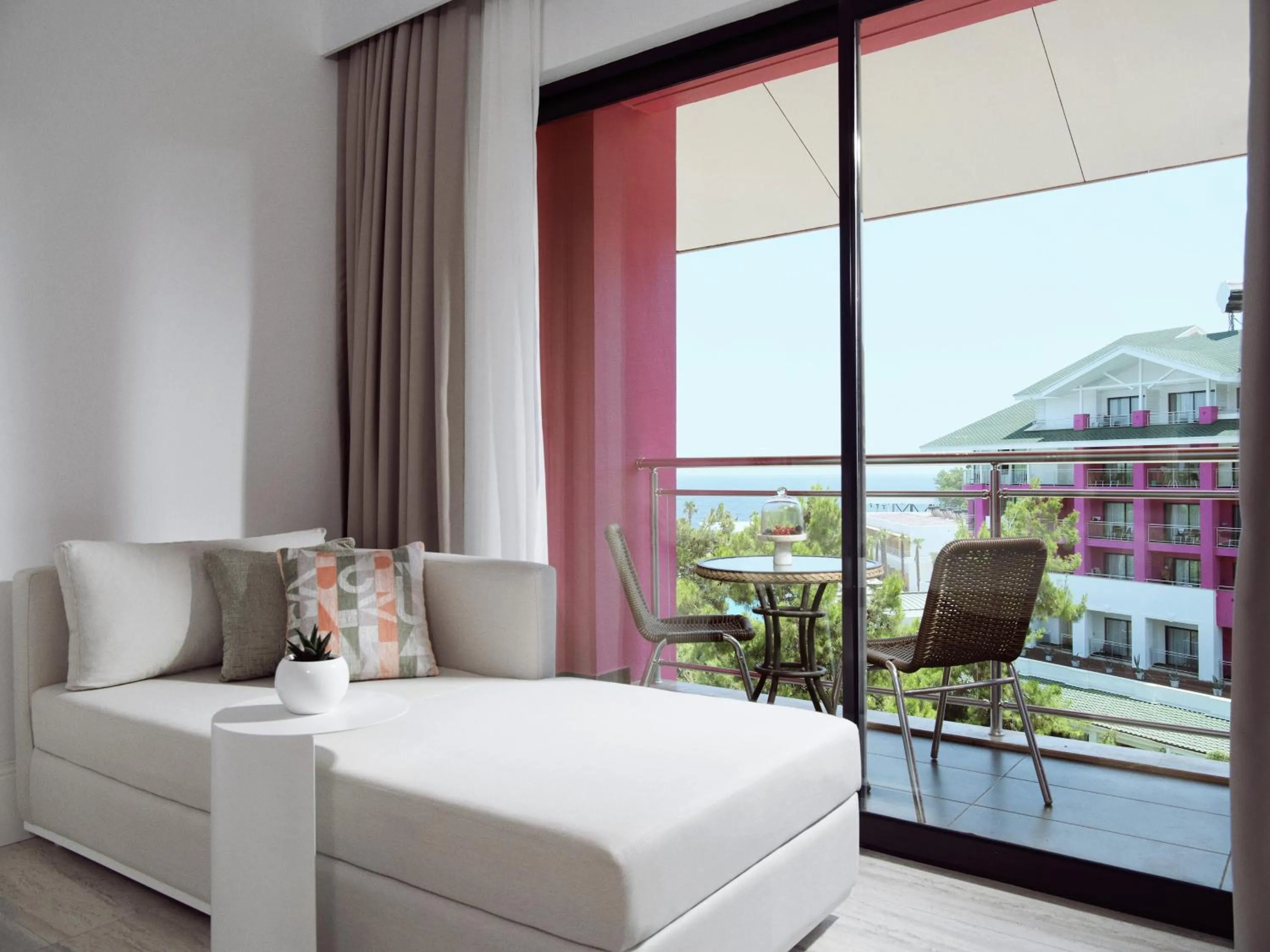 Balcony/Terrace, Bed in FashionTV Luxe Resort