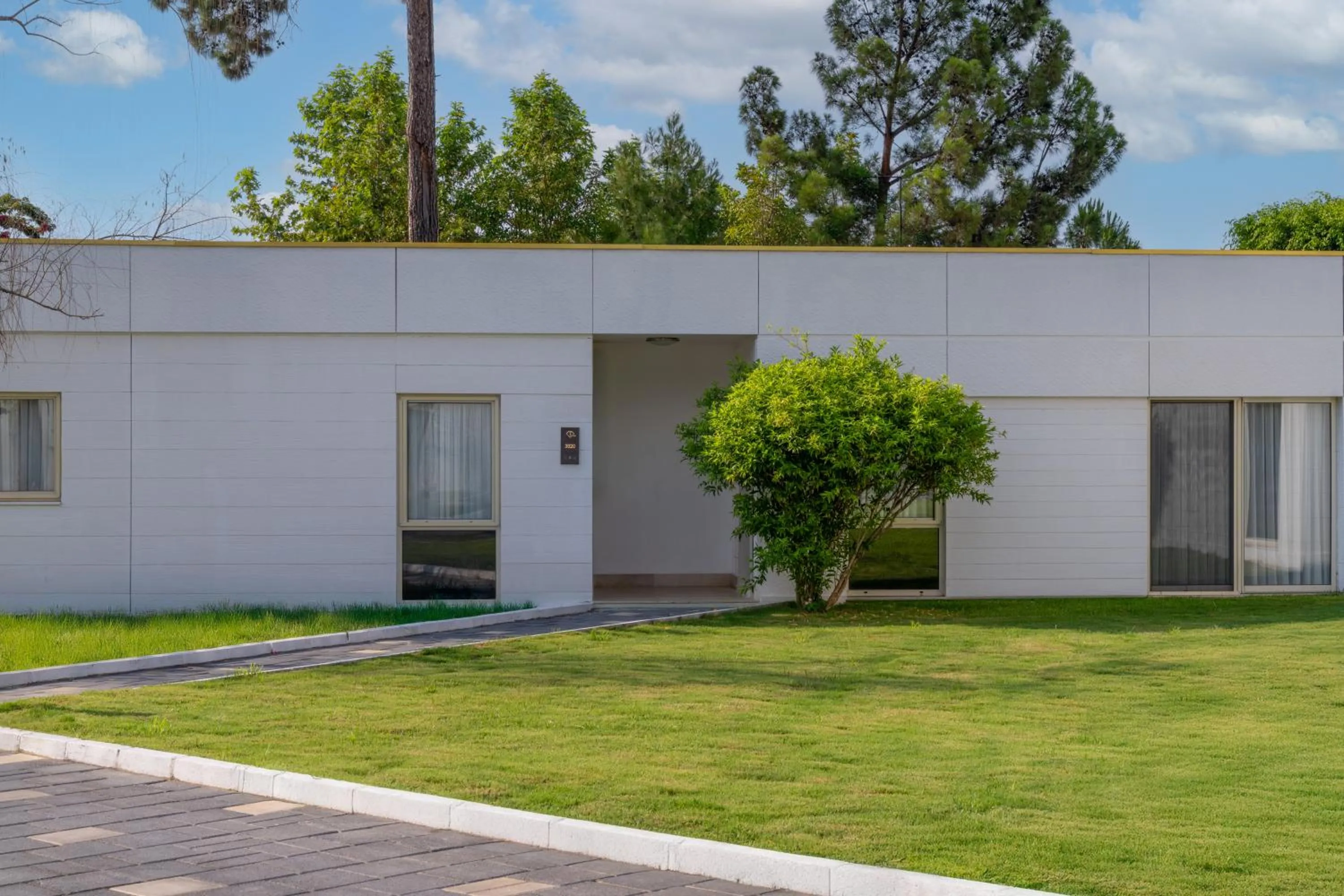 FashionTV Luxe Resort