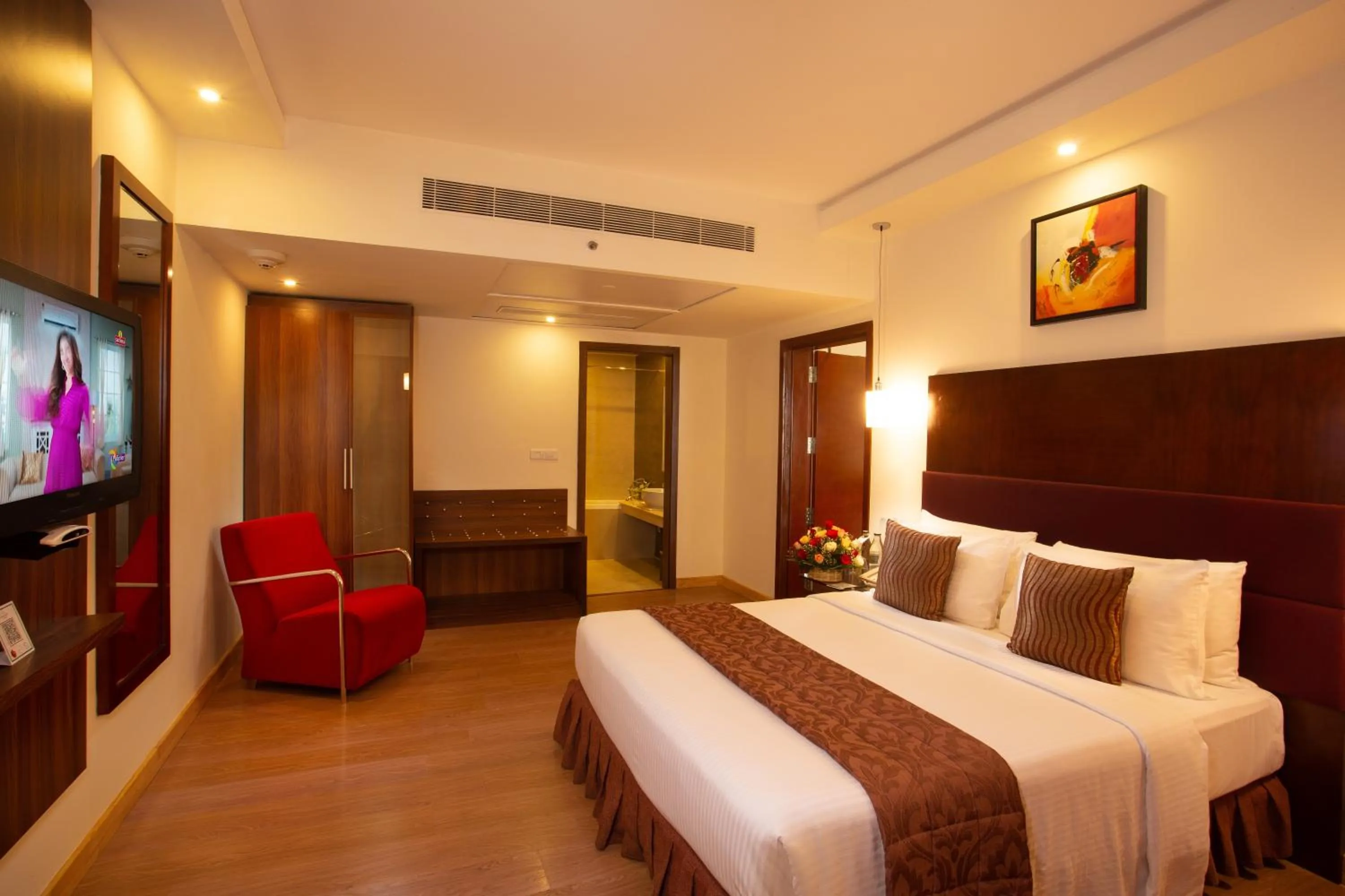 Bedroom, Bed in Gokulam Park Coimbatore