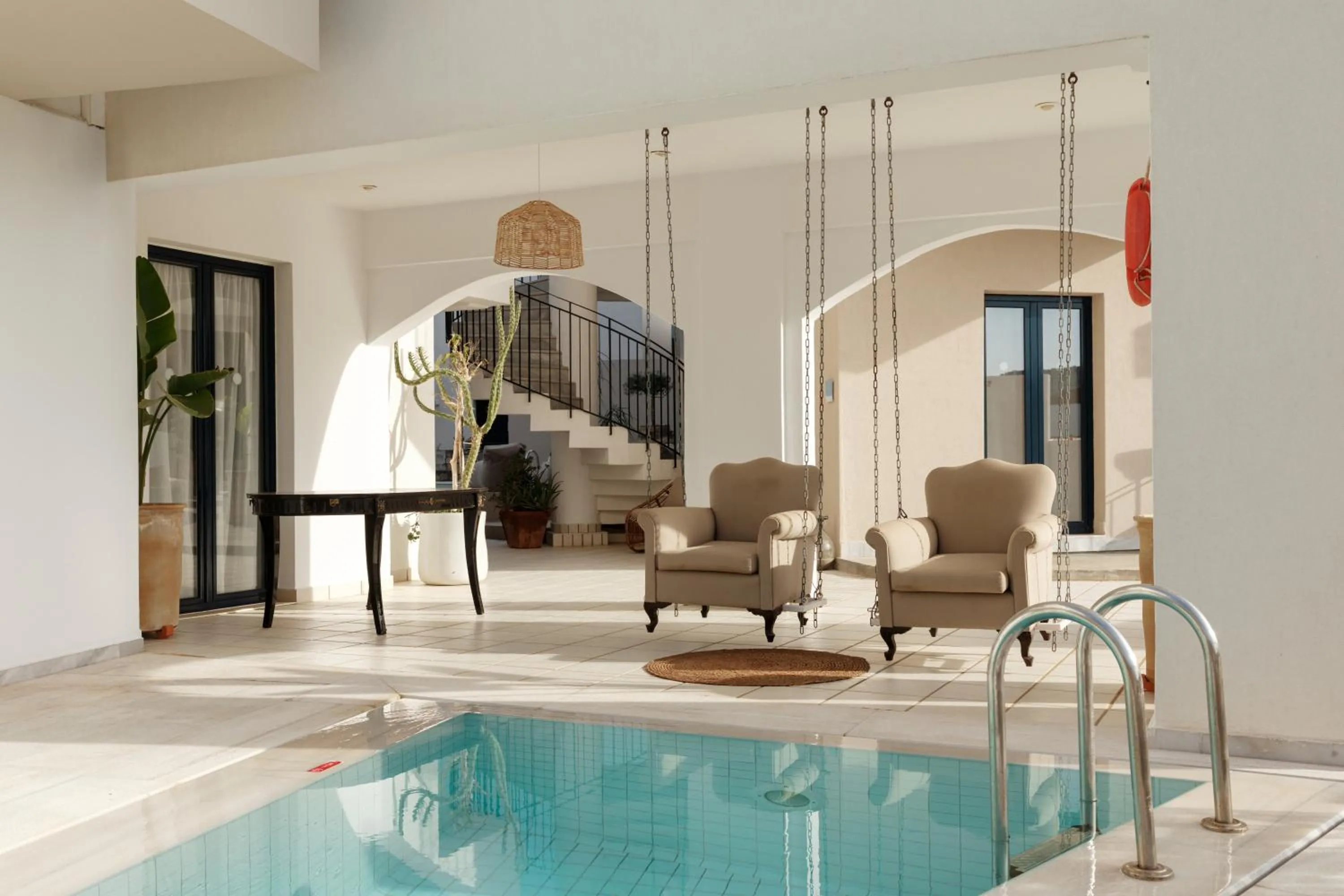 Seating area in Nami Hotel & Suites