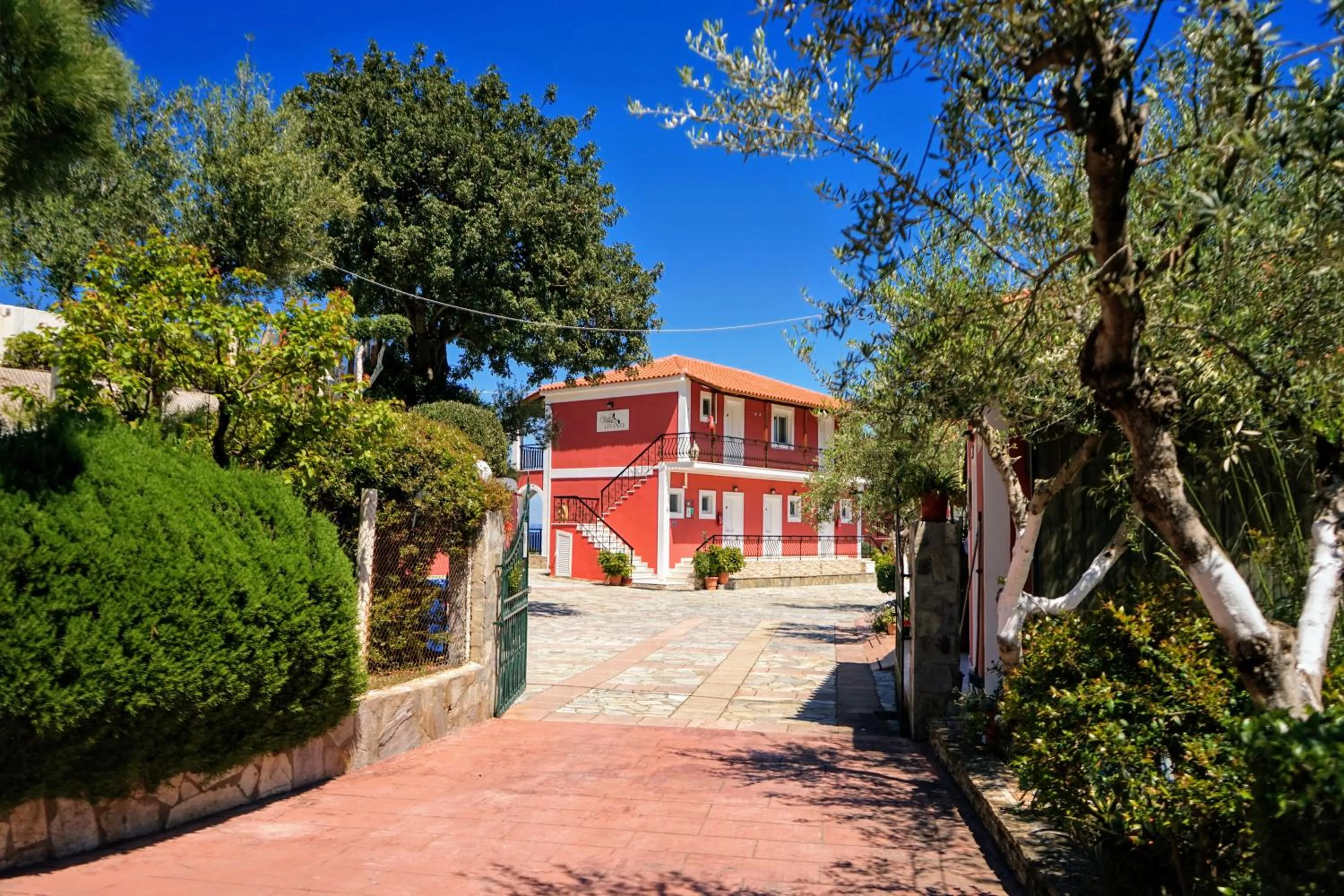Facade/entrance in Villa Levante
