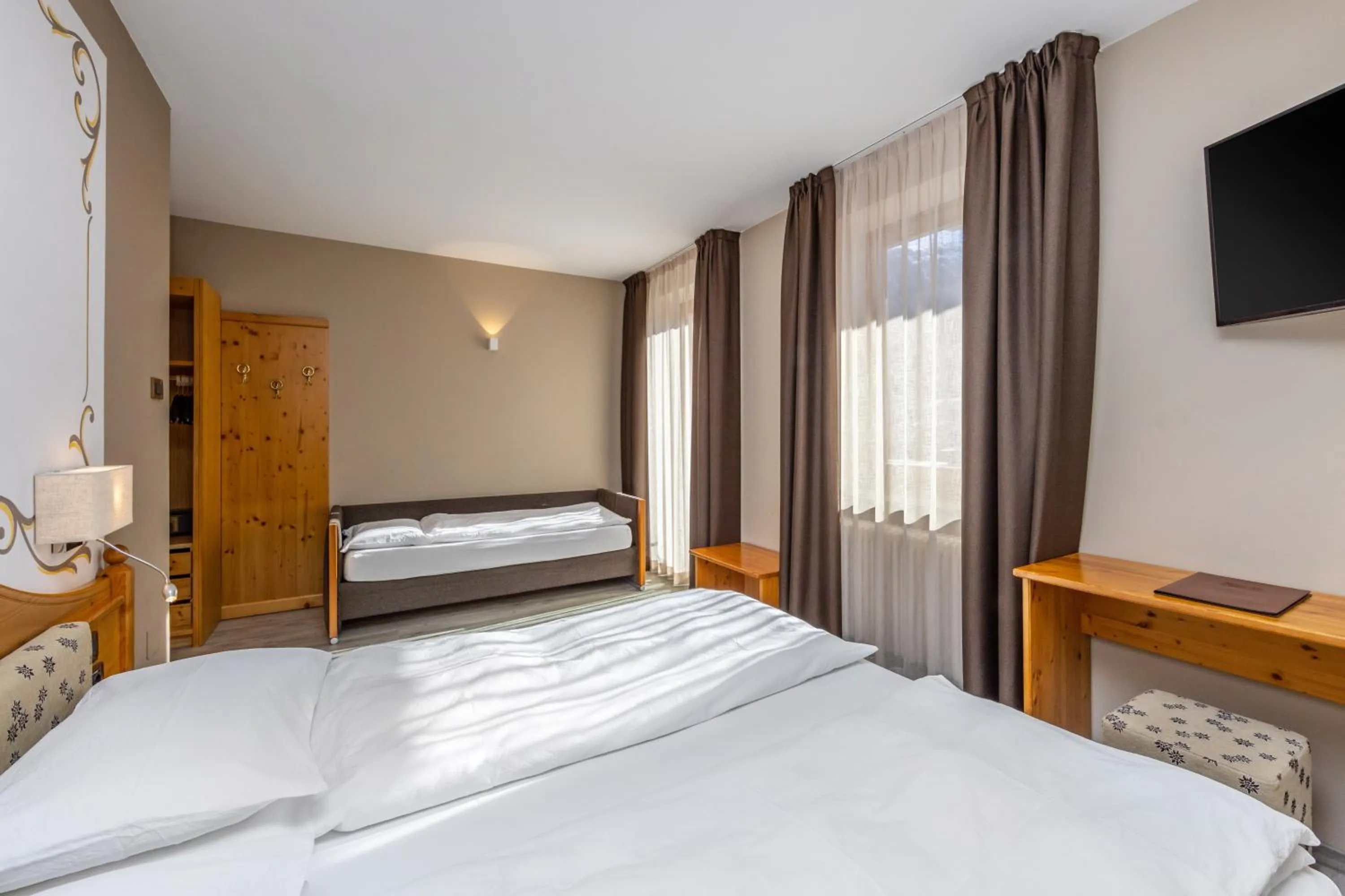 Photo of the whole room, Bed in Hotel Vittoria - Ricarica l'anima