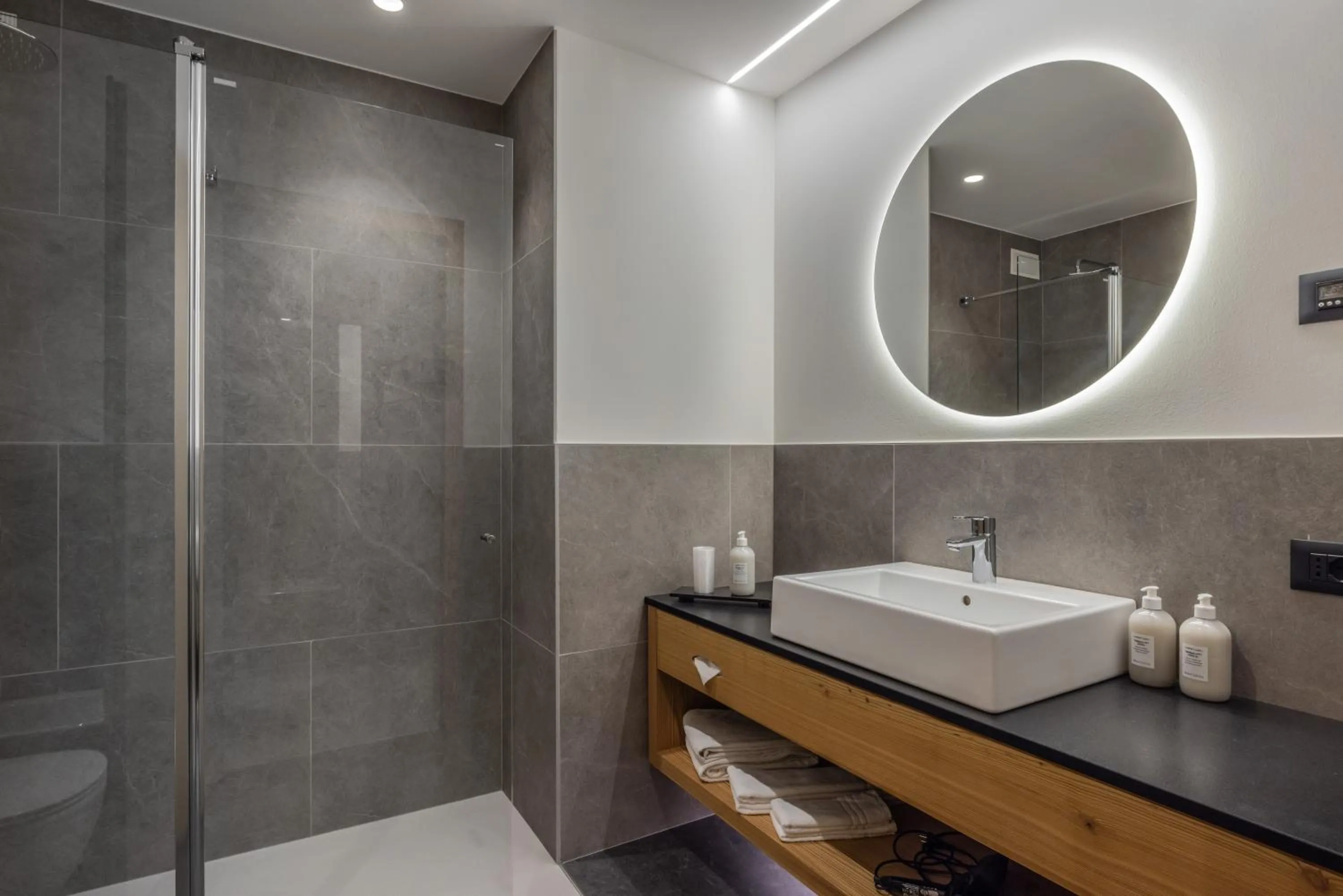 Shower in Hotel Vittoria - Ricarica l'anima