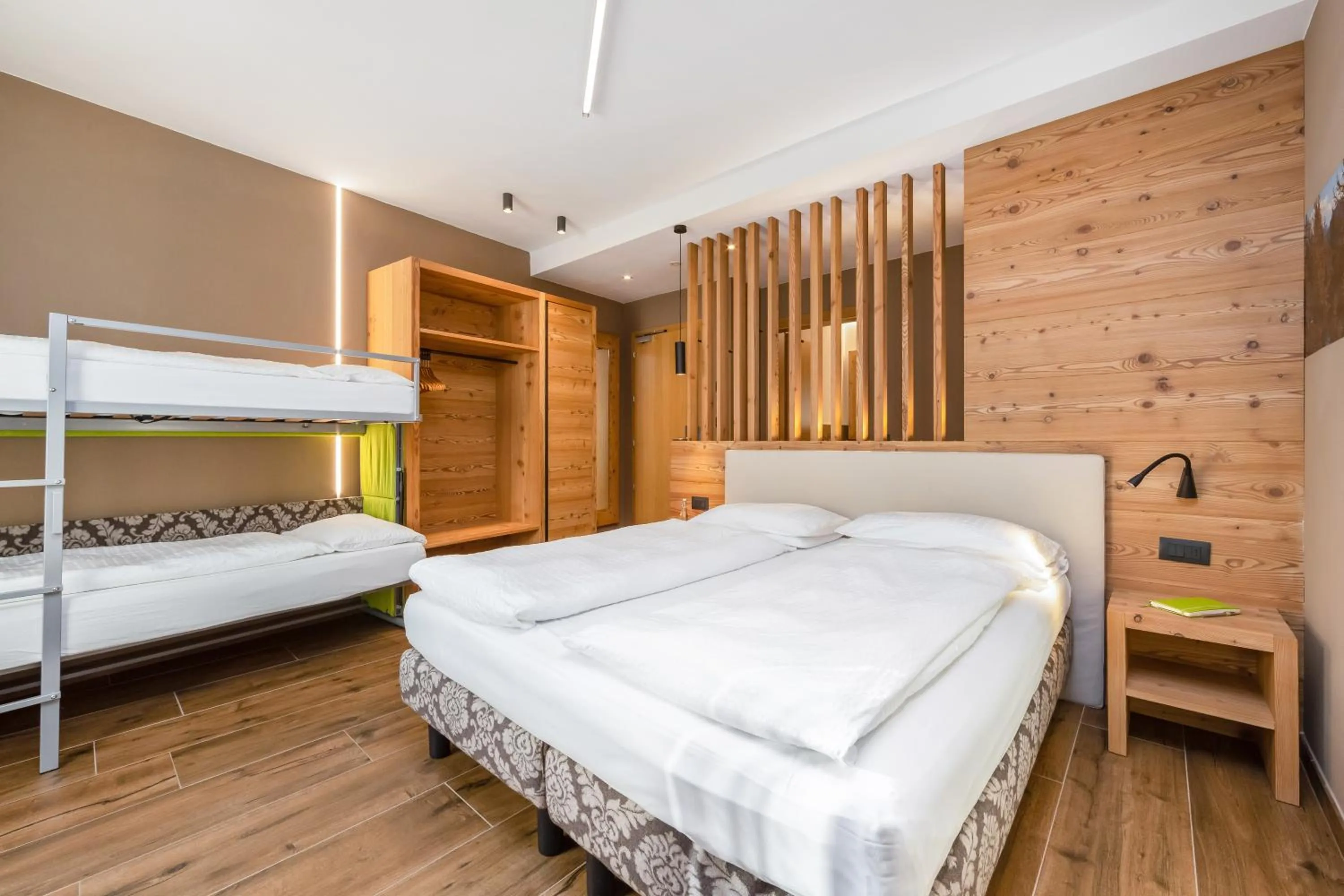 Bedroom, Bed in Hotel Vittoria - Ricarica l'anima