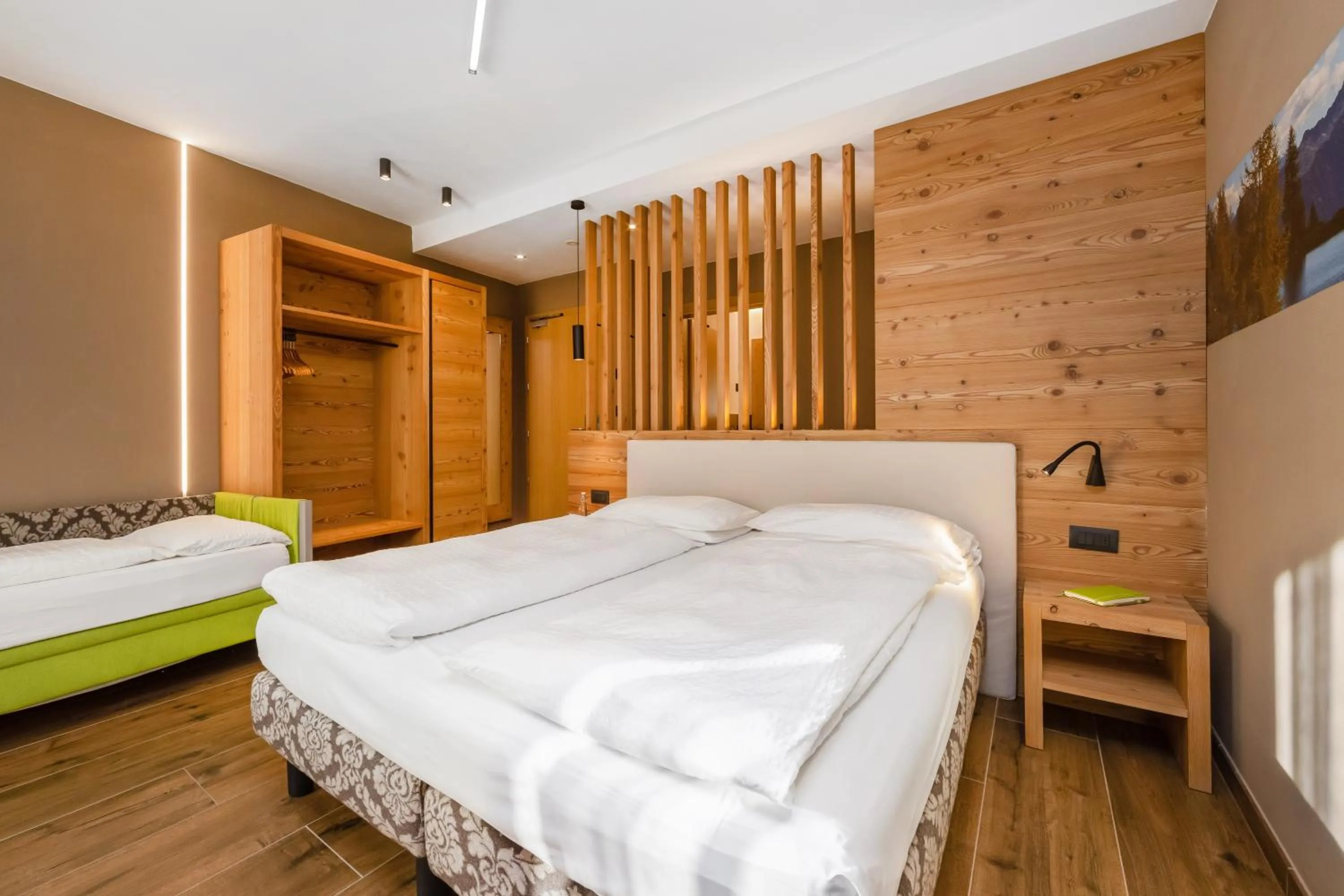 Bedroom, Bed in Hotel Vittoria - Ricarica l'anima