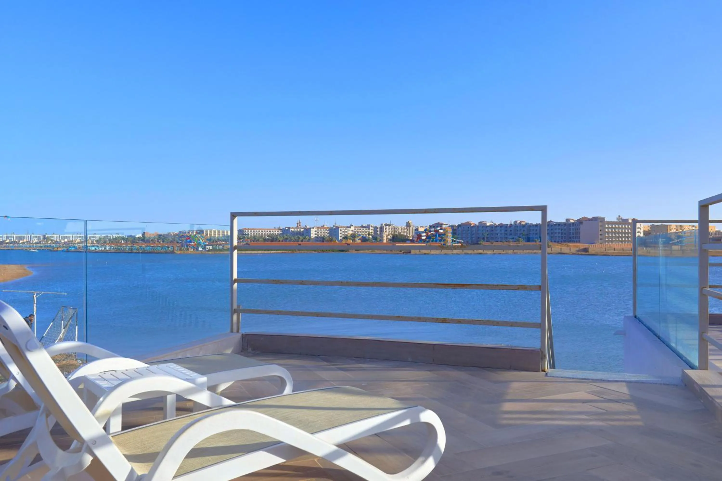 Day in Bellagio Beach Resort & Spa